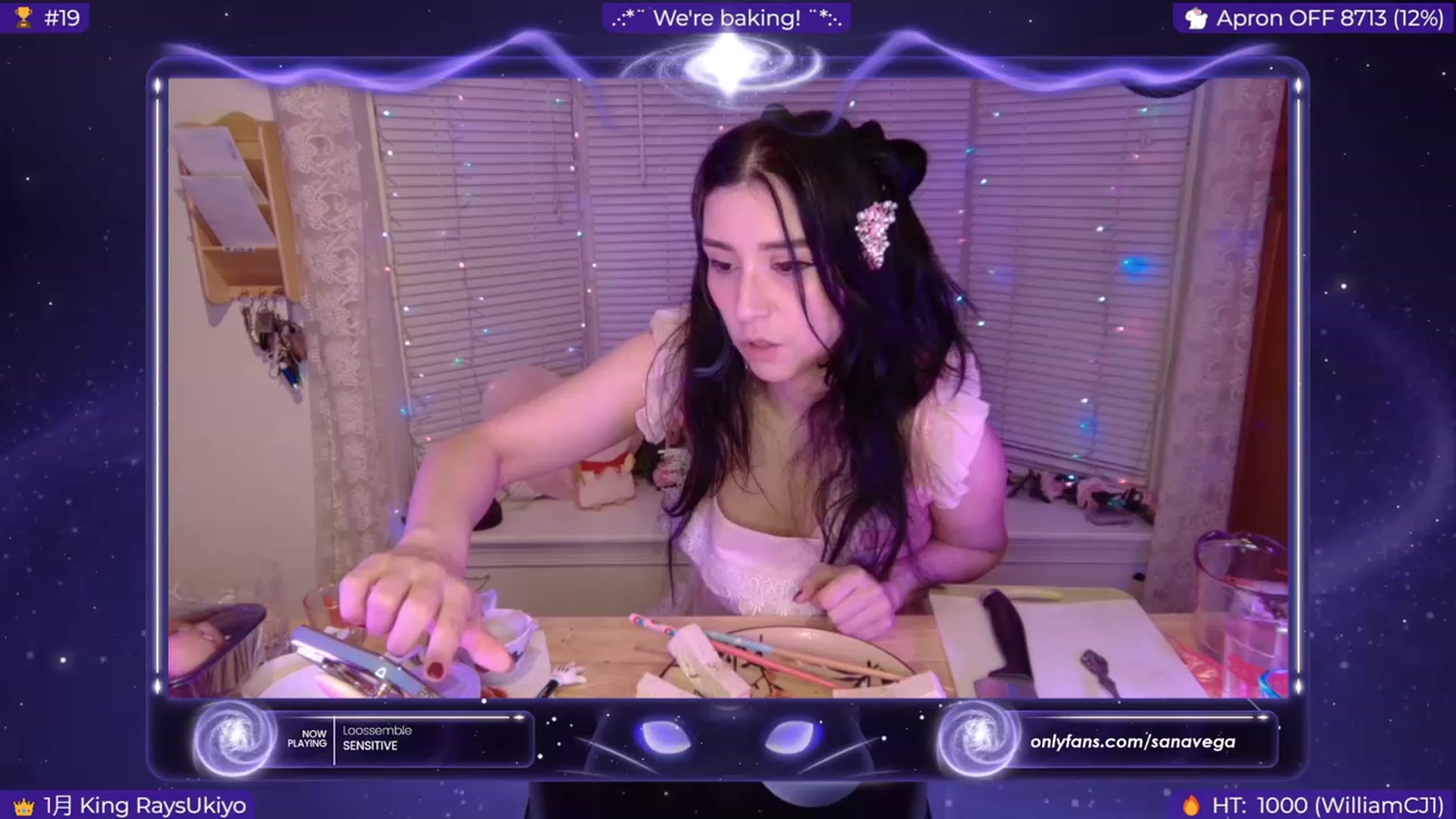 Gallery image thumbnail from EroUkiyo's myfreecams stream on, 01/03/2024, 04:21 image 12 of 20