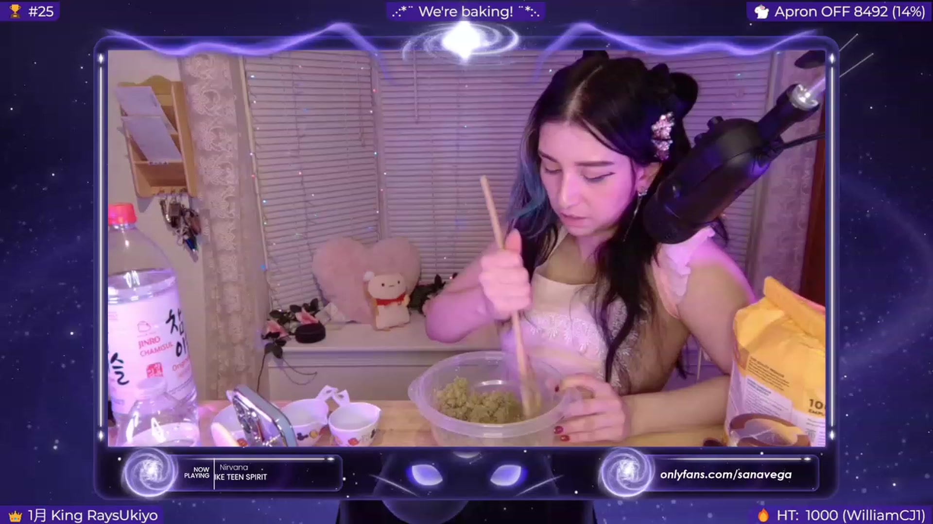 Gallery image thumbnail from EroUkiyo's myfreecams stream on, 01/03/2024, 07:34 image 16 of 20