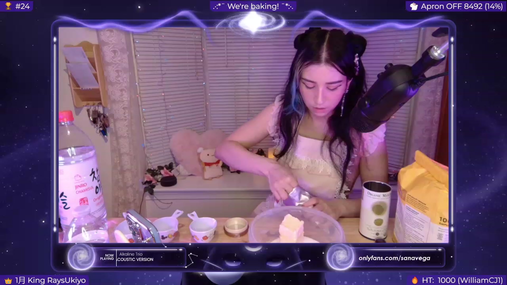 Gallery image thumbnail from EroUkiyo's myfreecams stream on, 01/03/2024, 07:34 image 15 of 20
