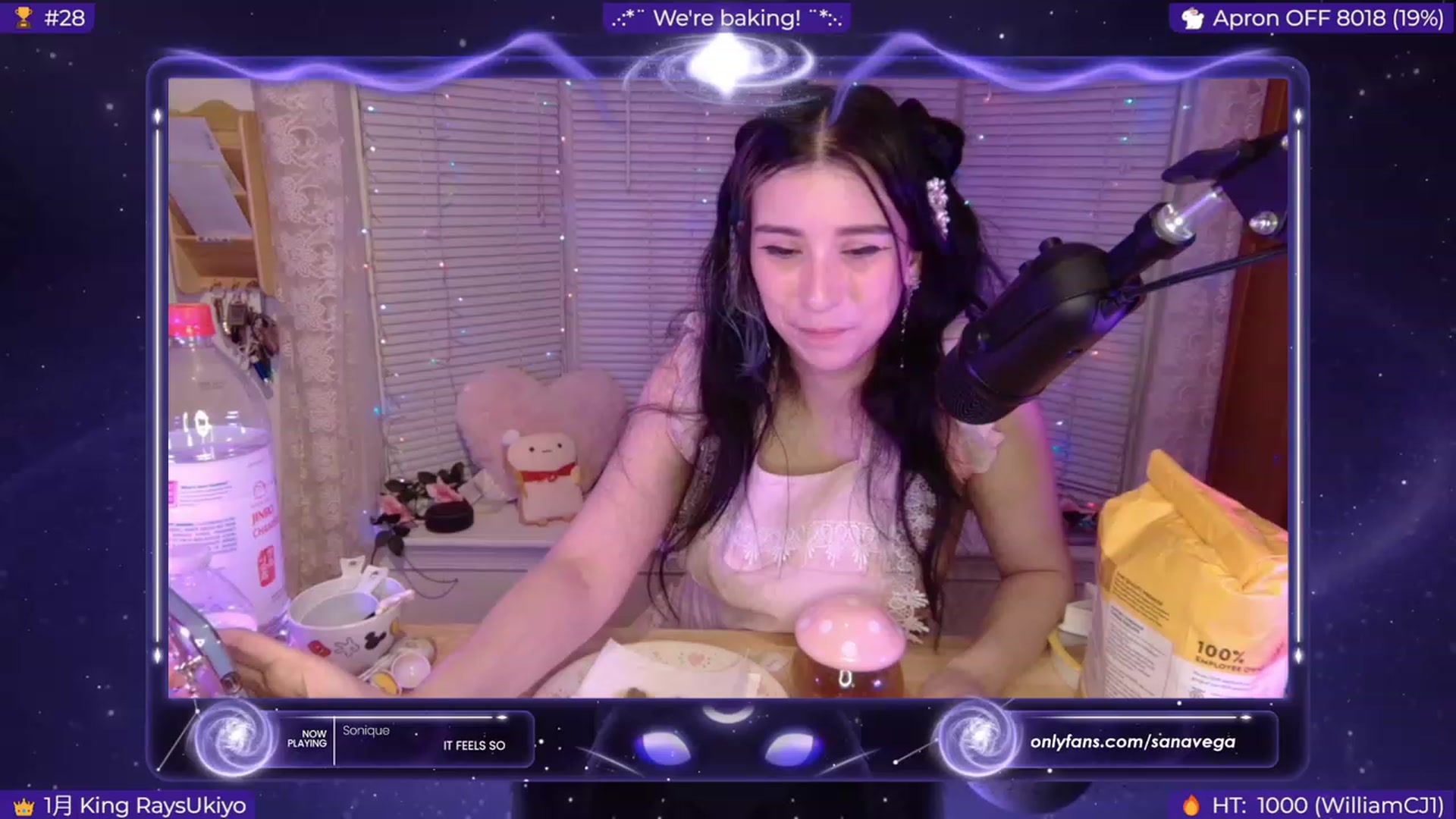 Gallery image thumbnail from EroUkiyo's myfreecams stream on, 01/03/2024, 09:50 image 14 of 20