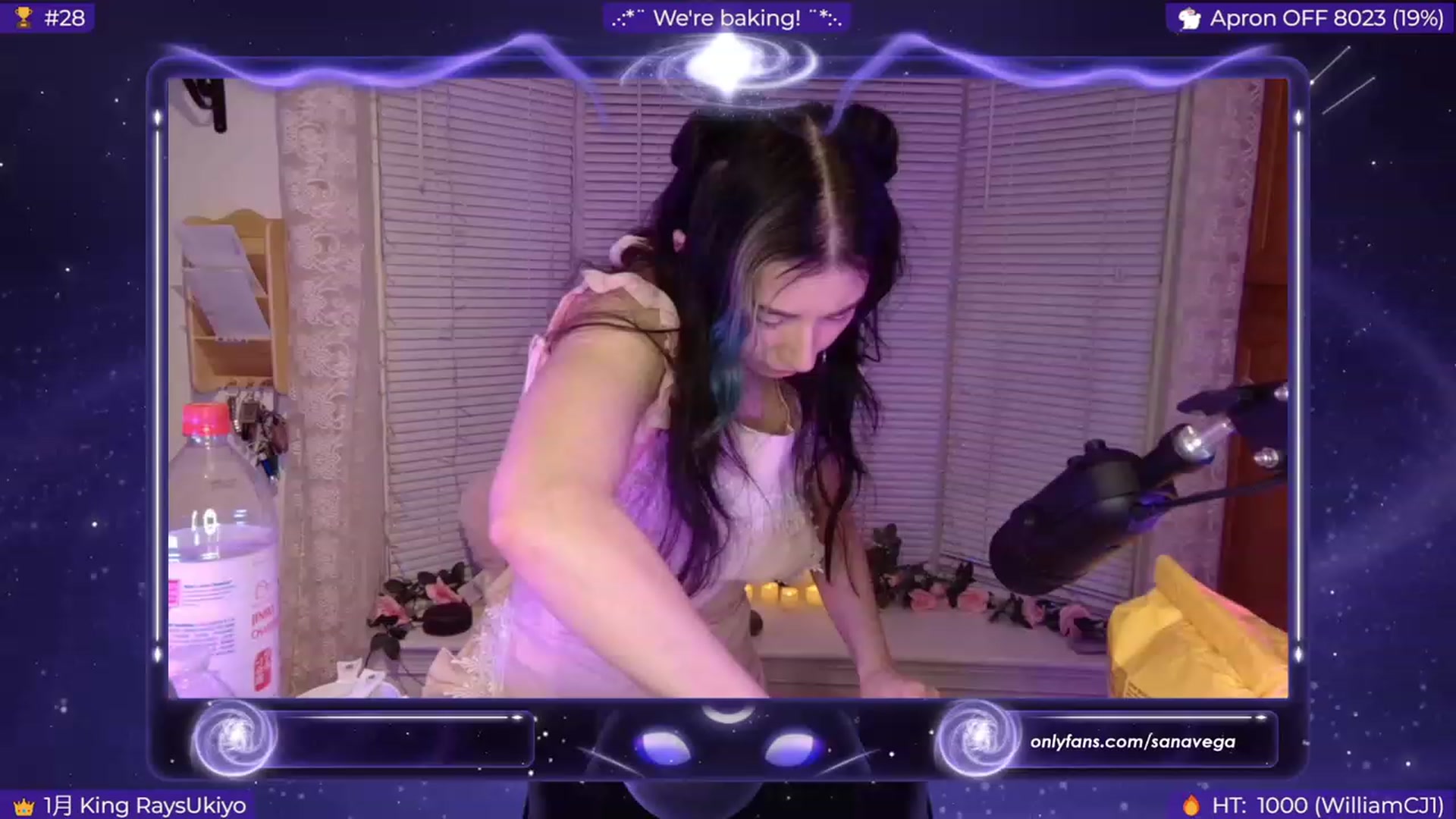Gallery image thumbnail from EroUkiyo's myfreecams stream on, 01/03/2024, 09:50 image 12 of 20