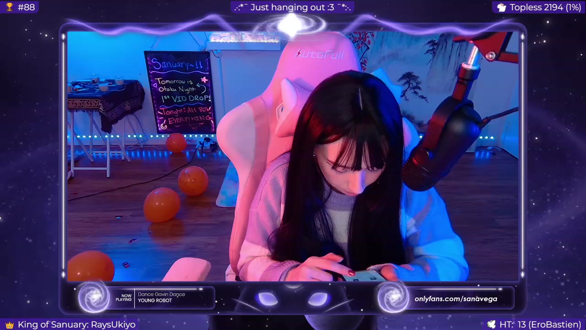 Gallery image thumbnail from EroUkiyo's myfreecams stream on, 01/19/2024, 05:51 image 12 of 20
