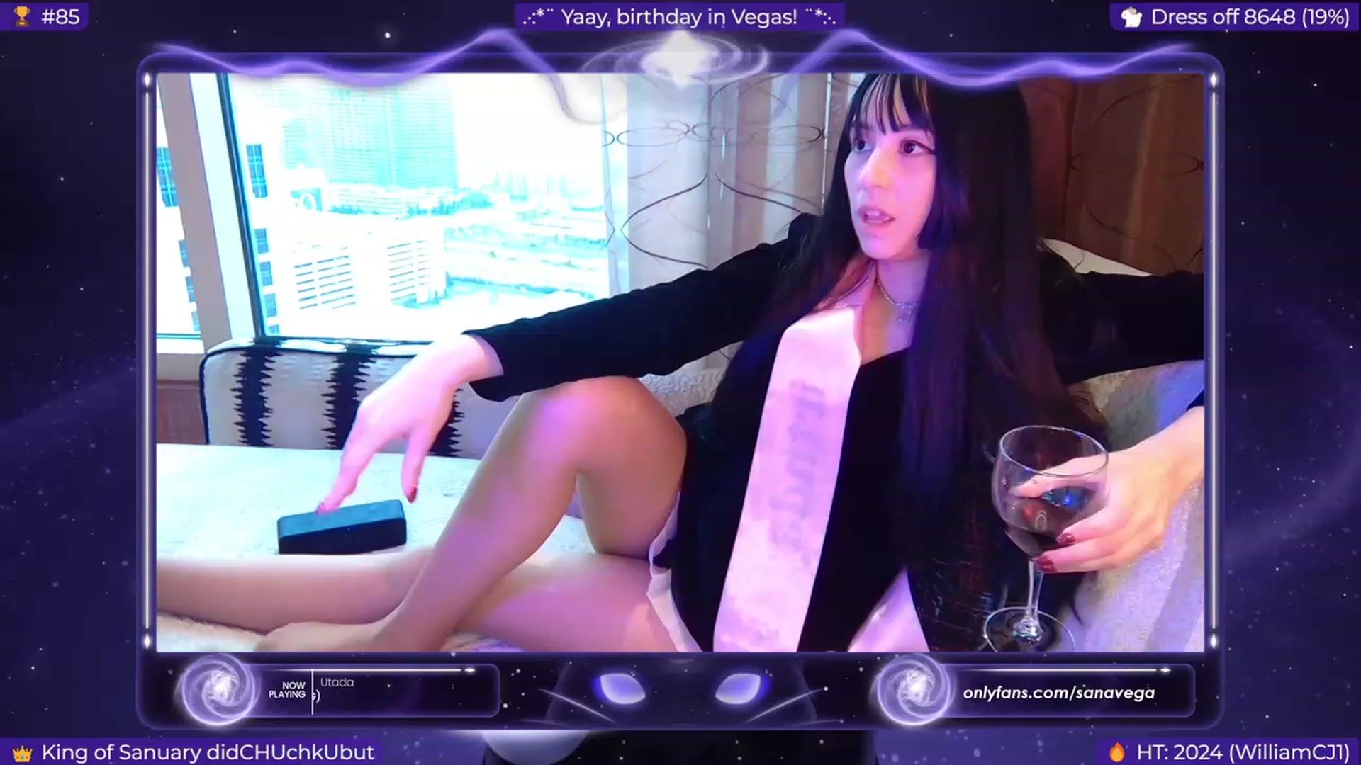 Gallery image thumbnail from EroUkiyo's myfreecams stream on, 01/22/2024, 20:00 image 15 of 20