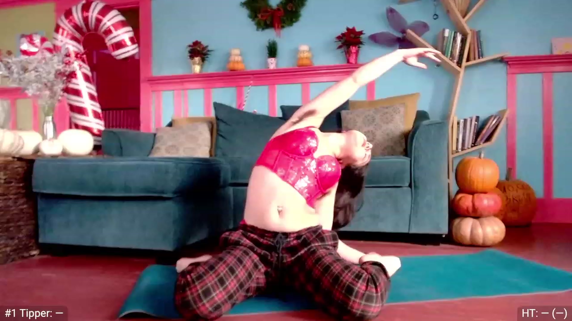 Gallery image thumbnail from EroticEevee's myfreecams stream on, 12/12/2022, 18:51 image 2 of 20