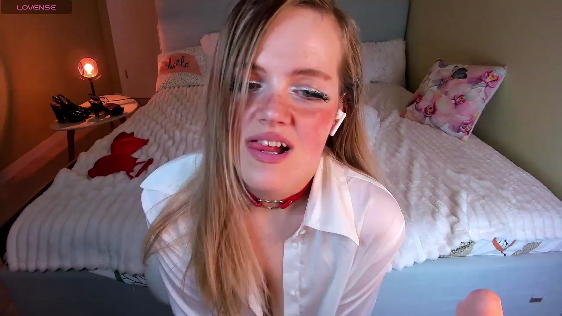 Gallery image thumbnail from EroticEllie's myfreecams stream on, 01/01/2024, 15:30 image 15 of 20