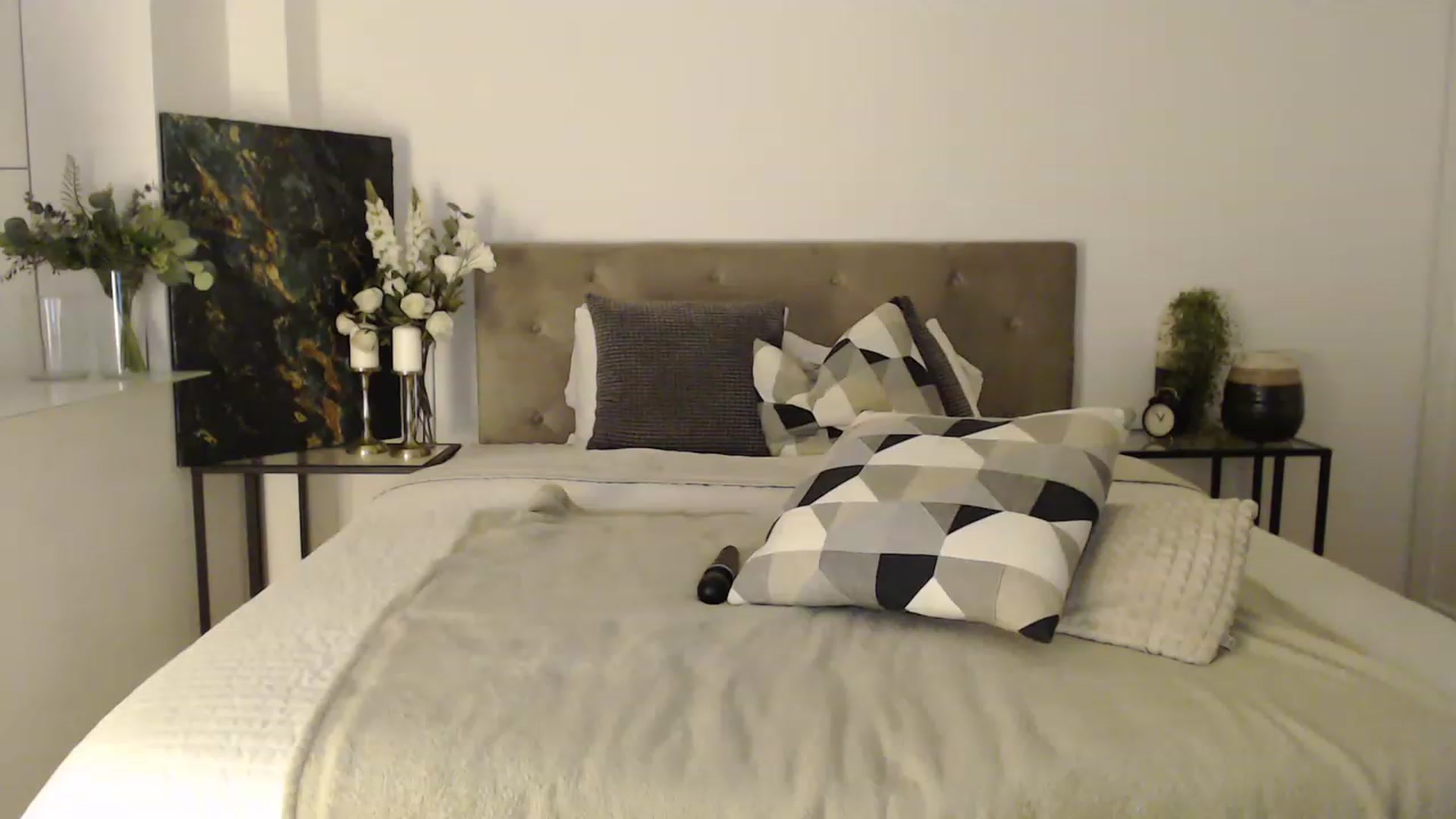 Gallery image thumbnail from EroticEve's myfreecams stream on, 12/09/2022, 11:45 image 13 of 20