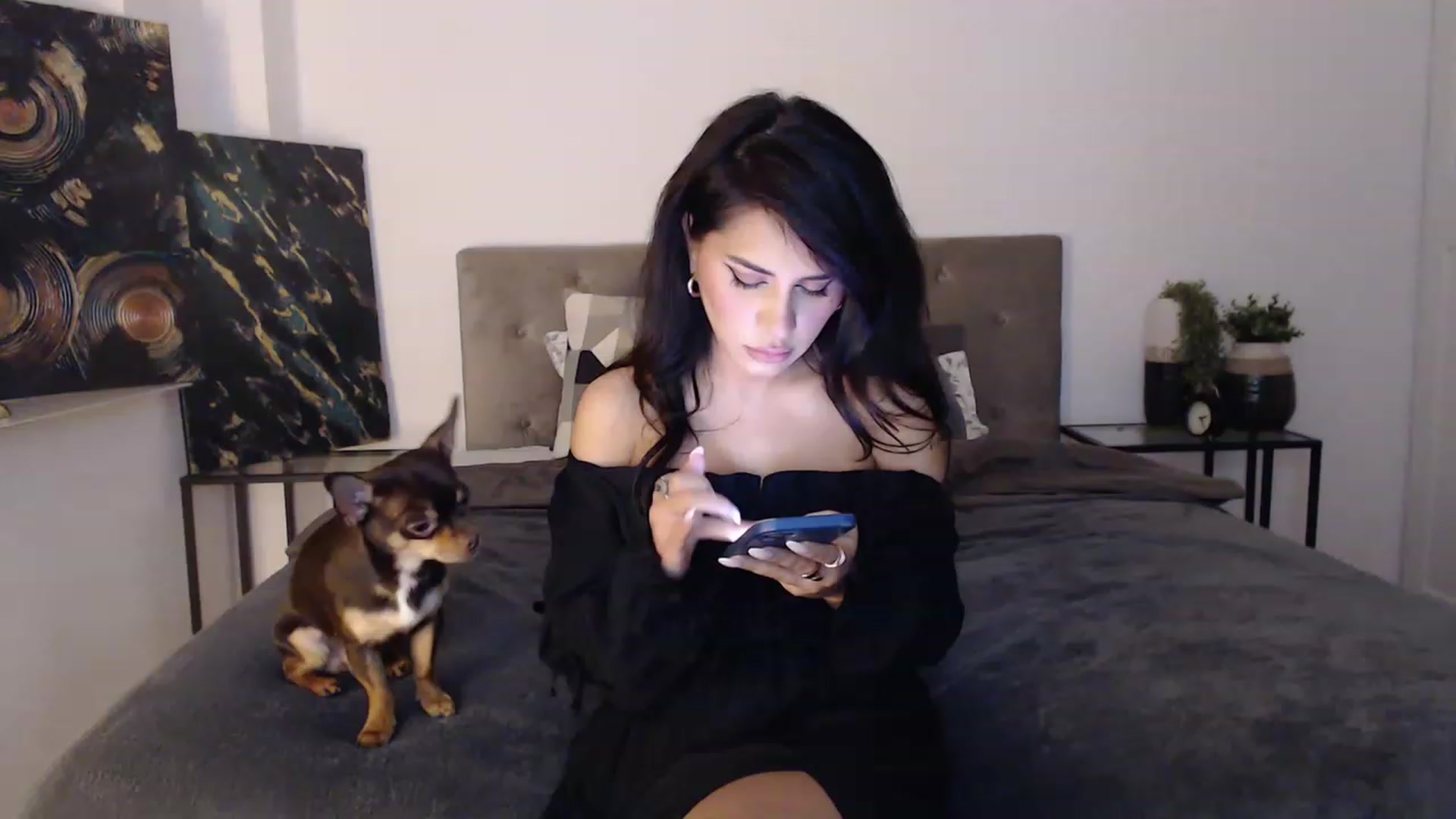 Gallery image thumbnail from EroticEve's myfreecams stream on, 05/18/2023, 12:40 image 1 of 20