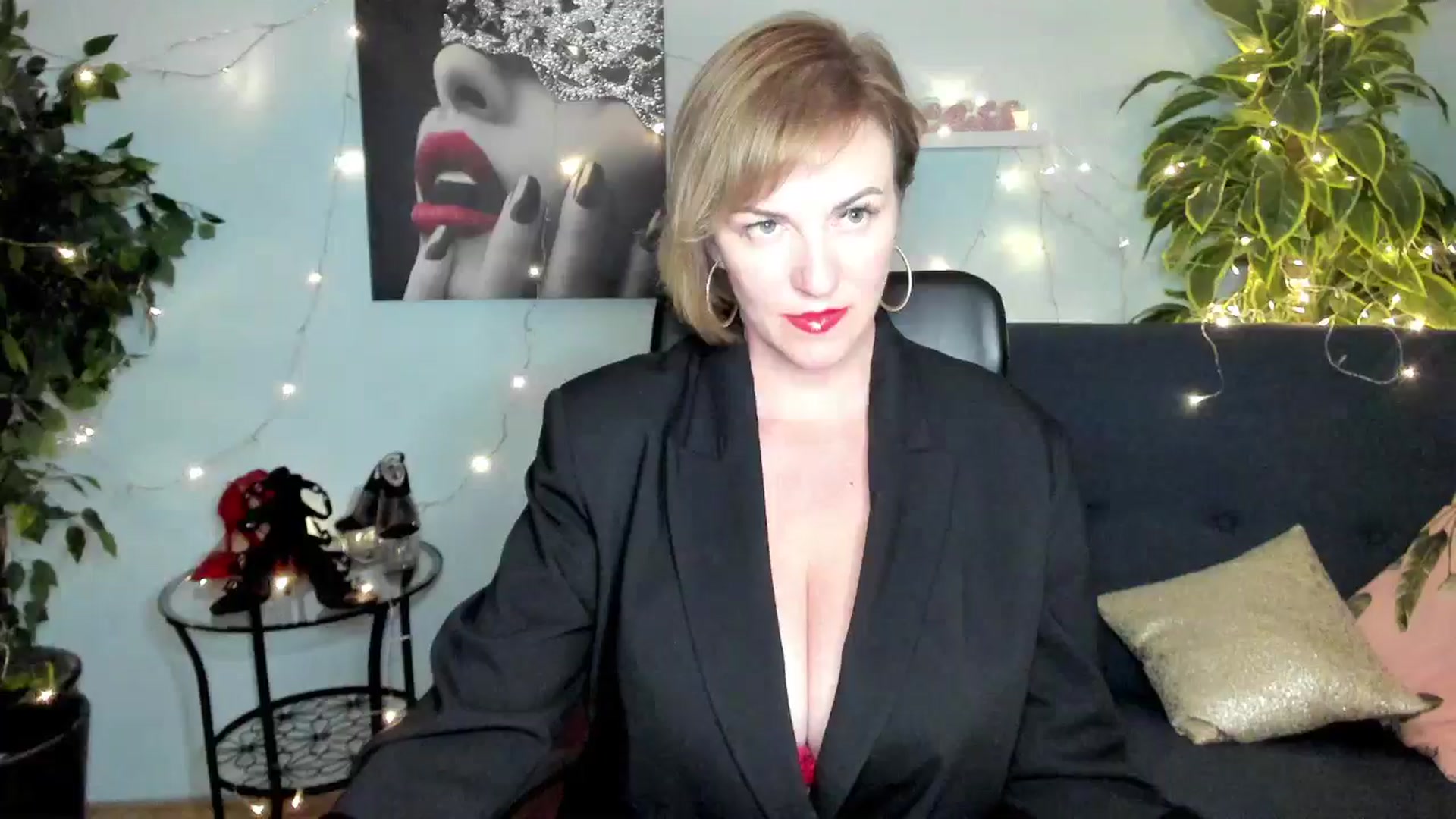 Gallery image thumbnail from EroticFELIZIA's myfreecams stream on, 06/02/2024, 18:44 image 18 of 20