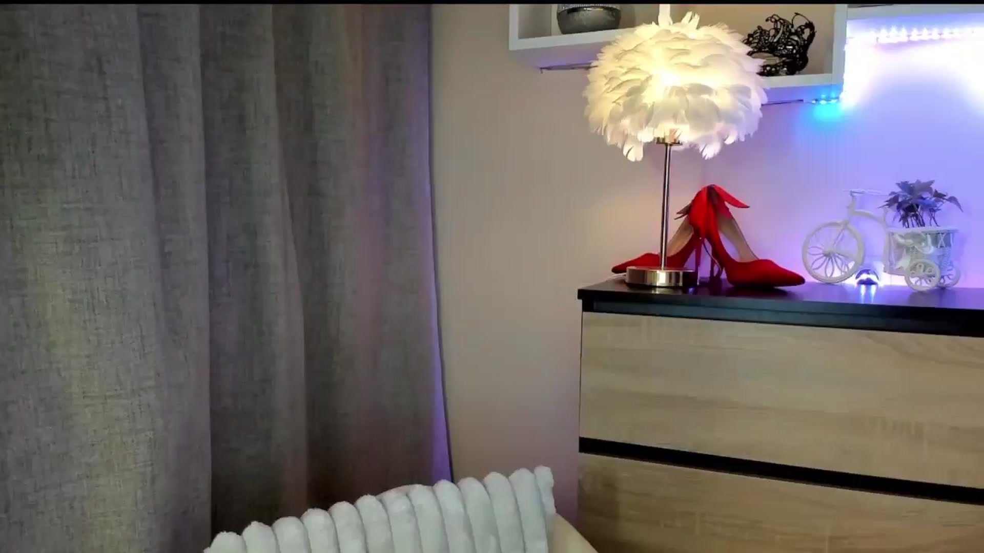 Gallery image thumbnail from EroticFELIZIA's myfreecams stream on, 10/12/2025, 14:29 image 2 of 20