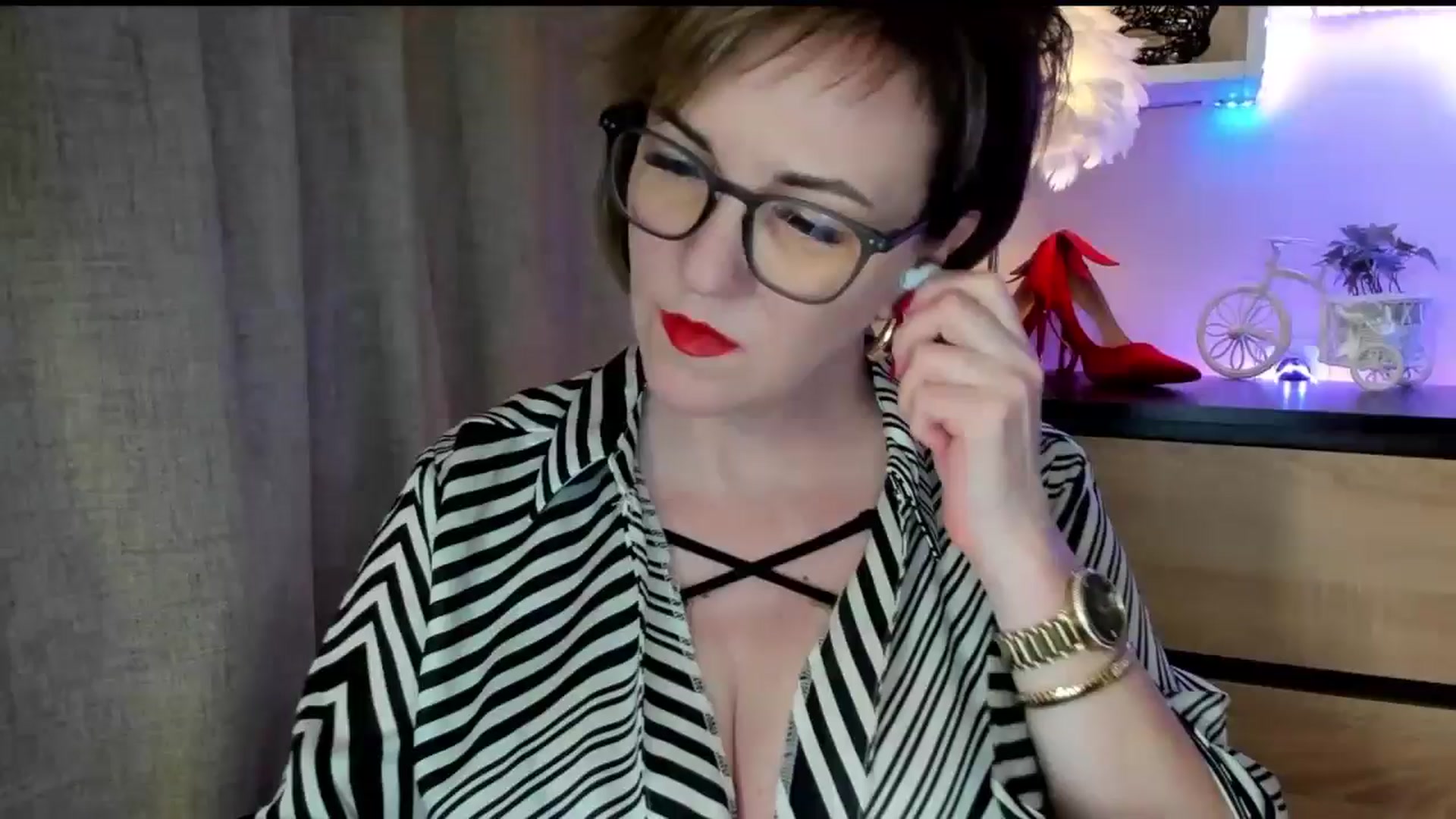 Gallery image thumbnail from EroticFELIZIA's myfreecams stream on, 10/12/2025, 14:29 image 8 of 20