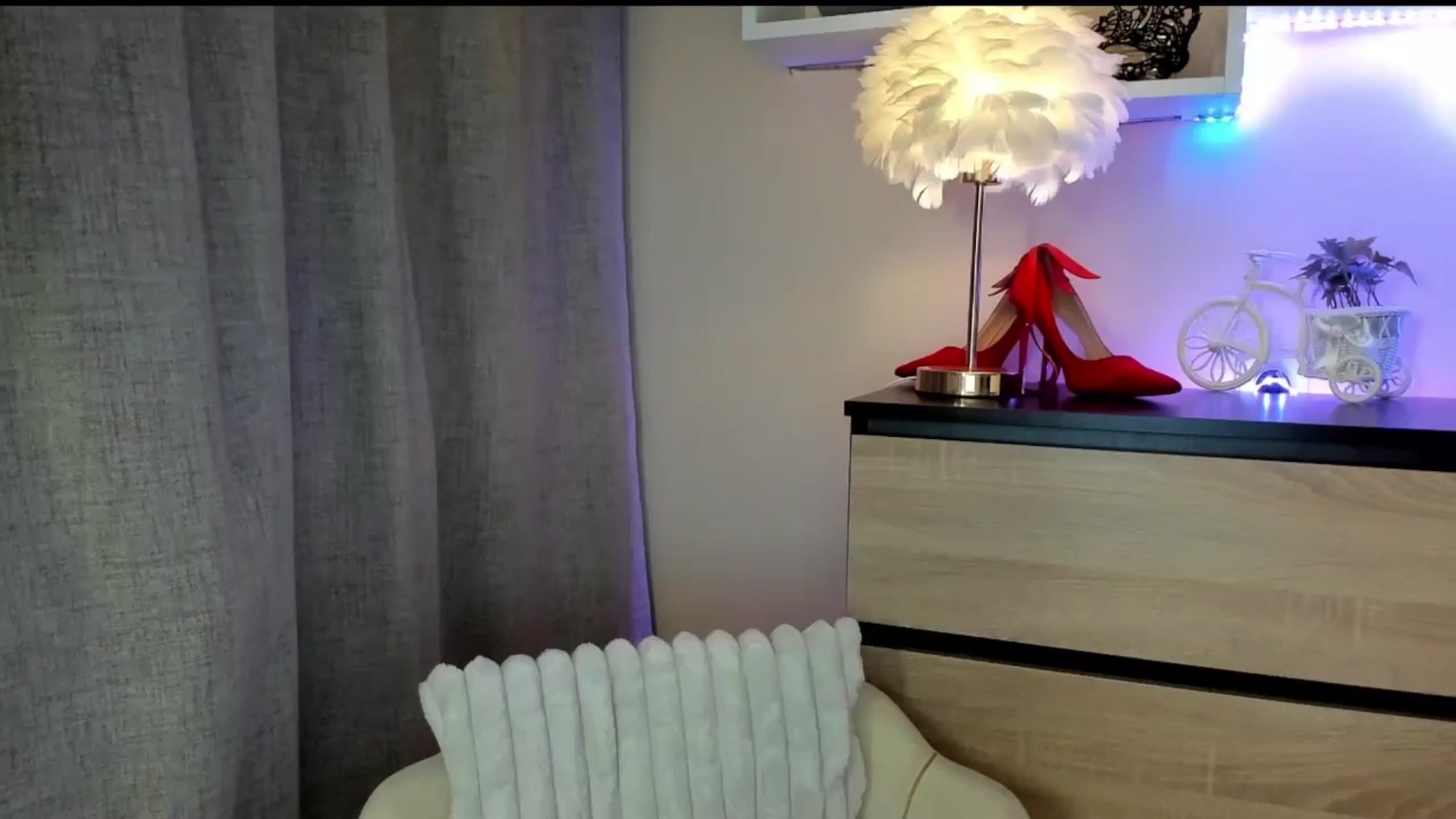 Gallery image thumbnail from EroticFELIZIA's myfreecams stream on, 10/12/2025, 14:29 image 1 of 20