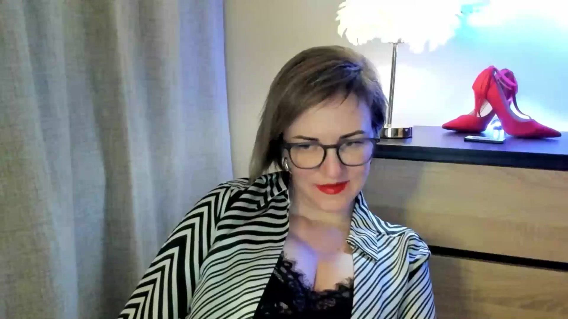 Gallery image thumbnail from EroticFELIZIA's myfreecams stream on, 10/19/2025, 16:47 image 9 of 20