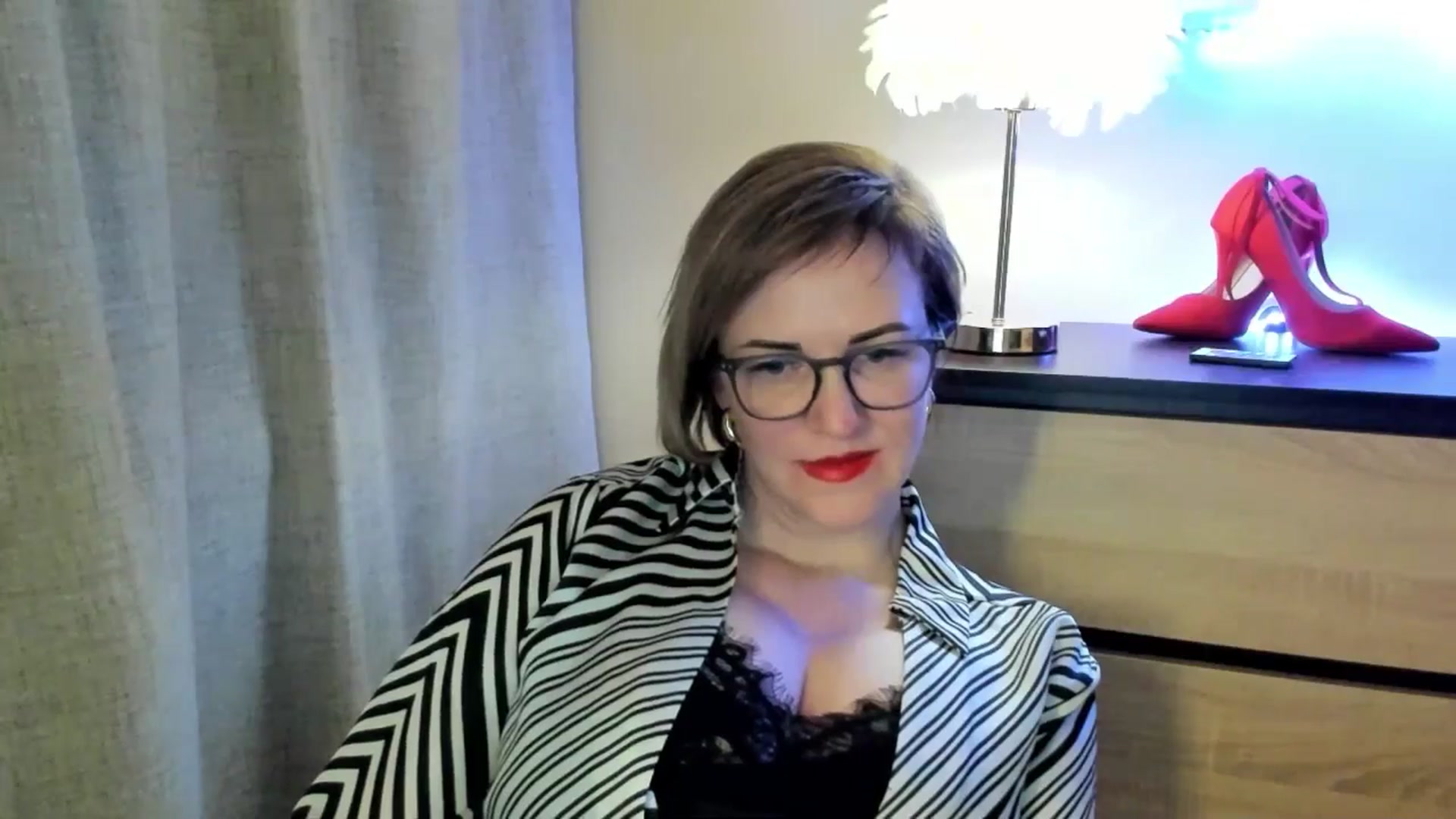 Gallery image thumbnail from EroticFELIZIA's myfreecams stream on, 10/19/2025, 16:47 image 10 of 20