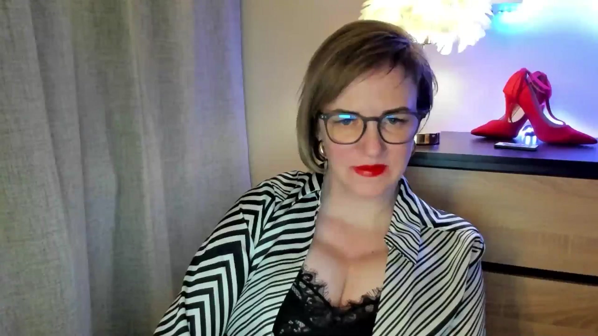 Gallery image thumbnail from EroticFELIZIA's myfreecams stream on, 10/19/2025, 16:47 image 3 of 20