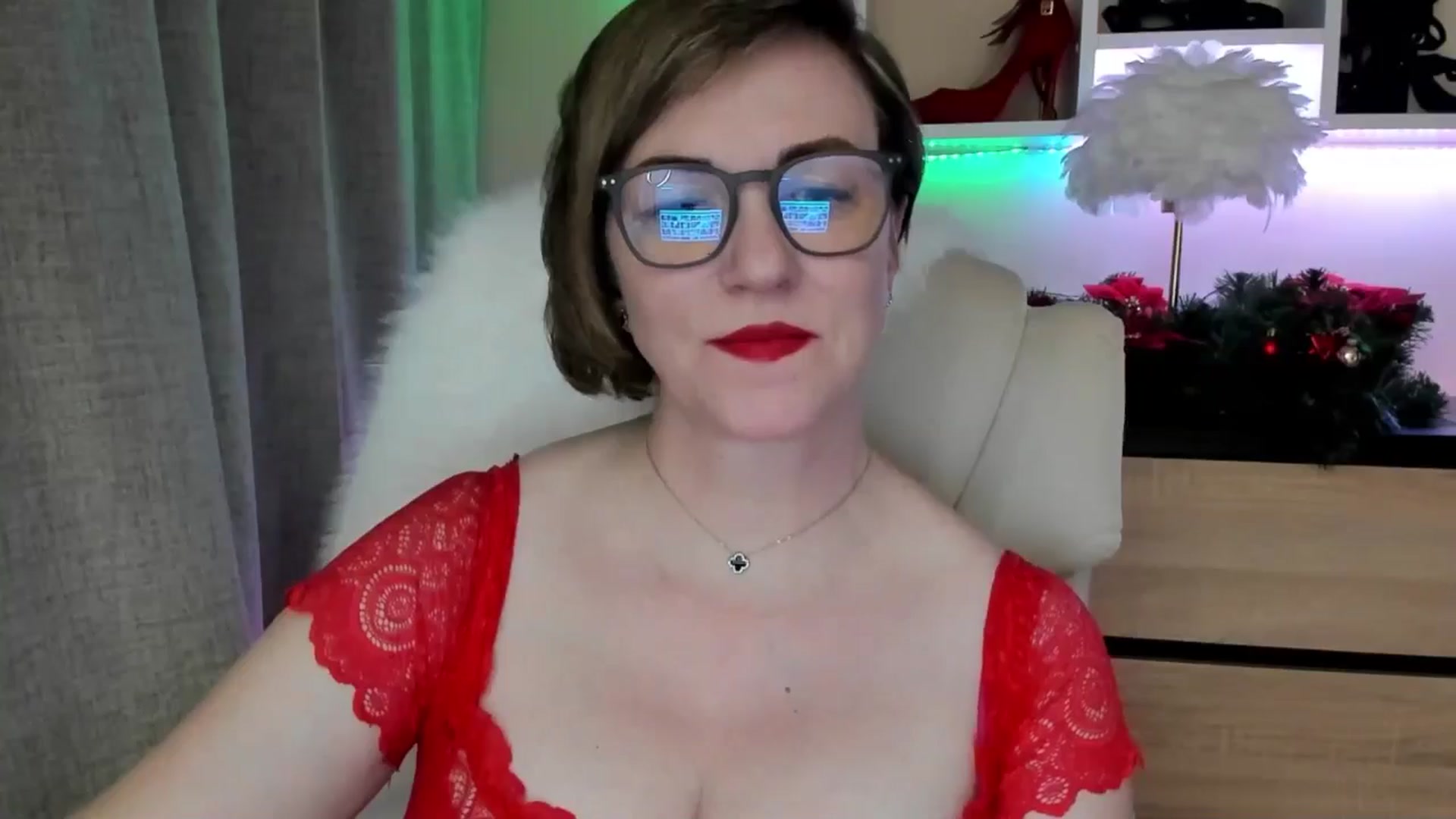 Gallery image thumbnail from EroticFELIZIA's myfreecams stream on, 12/23/2025, 14:14 image 4 of 20
