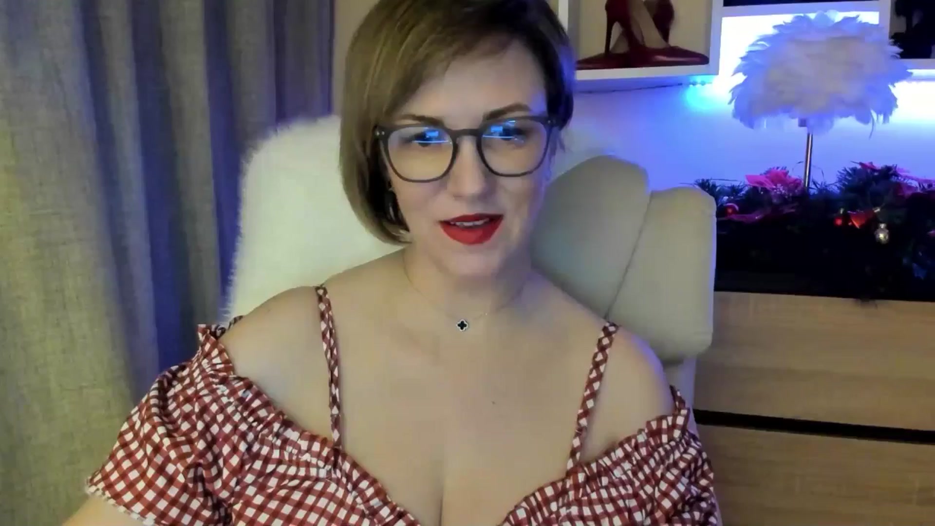 Gallery image thumbnail from EroticFELIZIA's myfreecams stream on, 12/27/2025, 13:09 image 1 of 20
