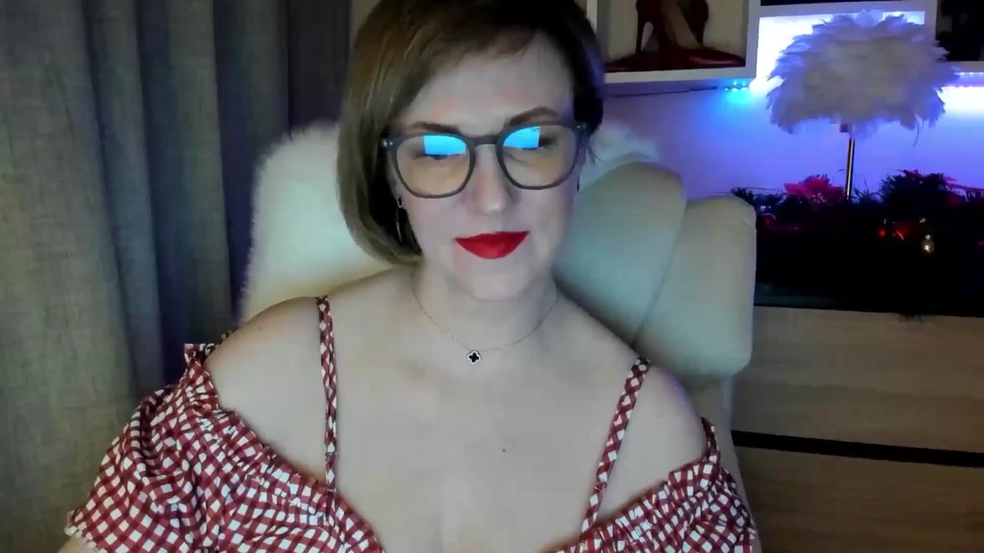 Gallery image thumbnail from EroticFELIZIA's myfreecams stream on, 12/27/2025, 13:09 image 4 of 20