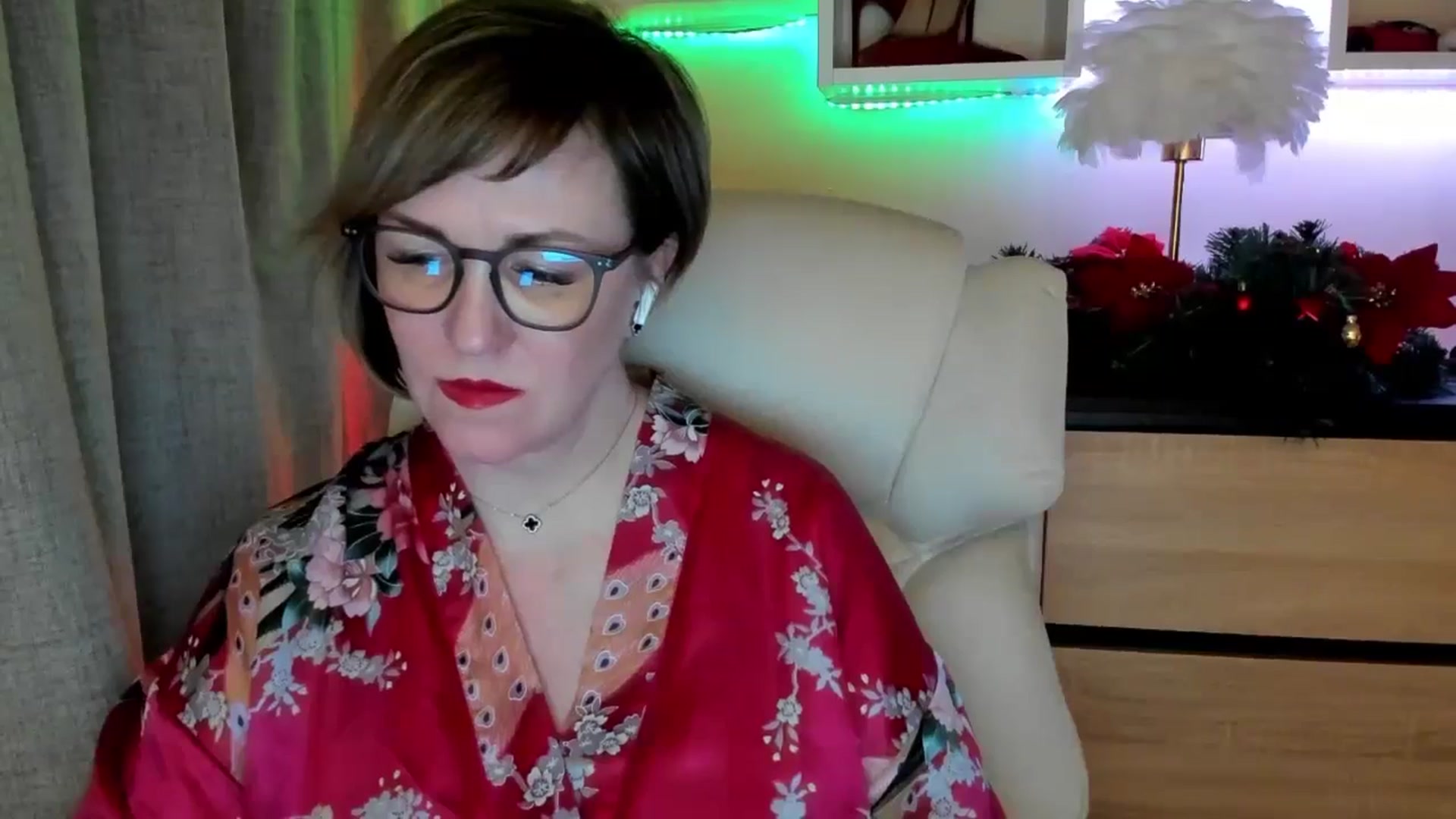 Gallery image thumbnail from EroticFELIZIA's myfreecams stream on, 01/11/2026, 19:07 image 11 of 20