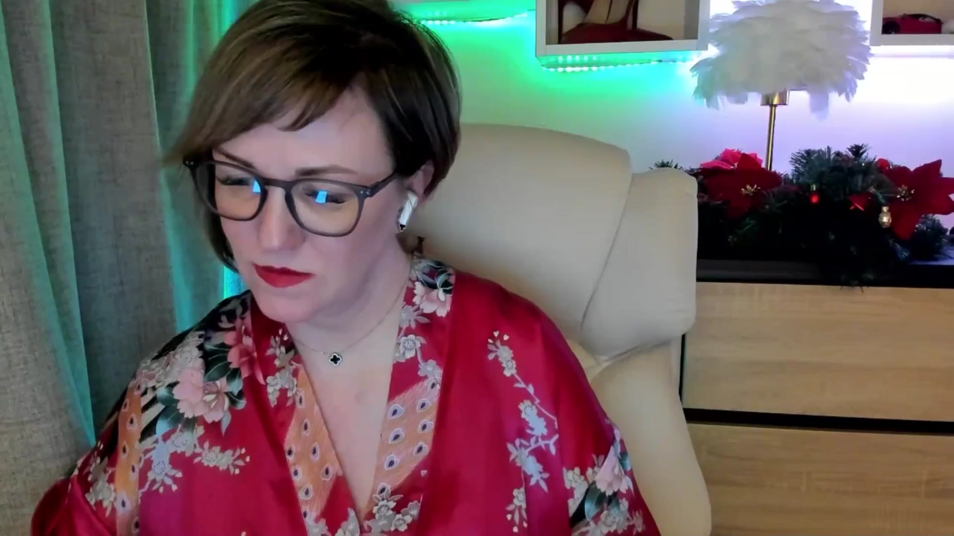 Gallery image thumbnail from EroticFELIZIA's myfreecams stream on, 01/11/2026, 19:07 image 15 of 20