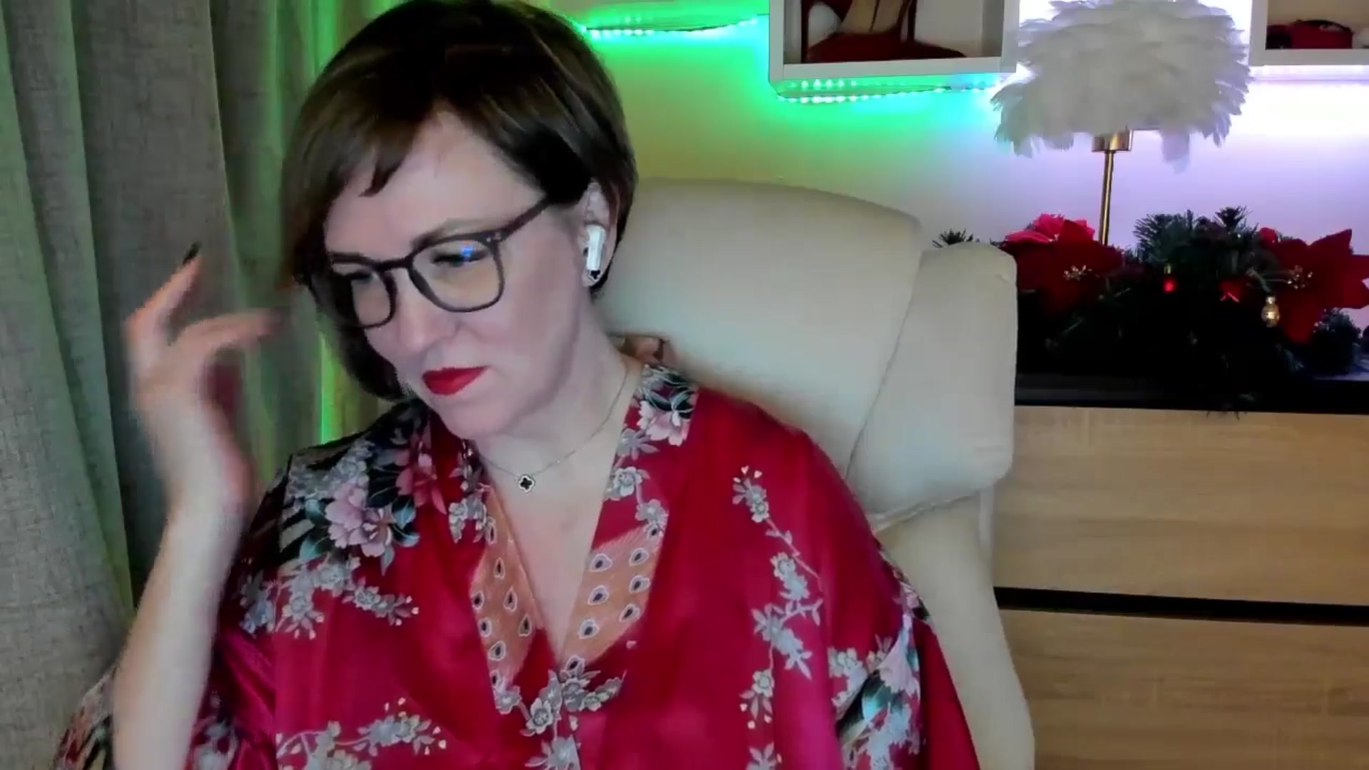 Gallery image thumbnail from EroticFELIZIA's myfreecams stream on, 01/11/2026, 19:07 image 9 of 20
