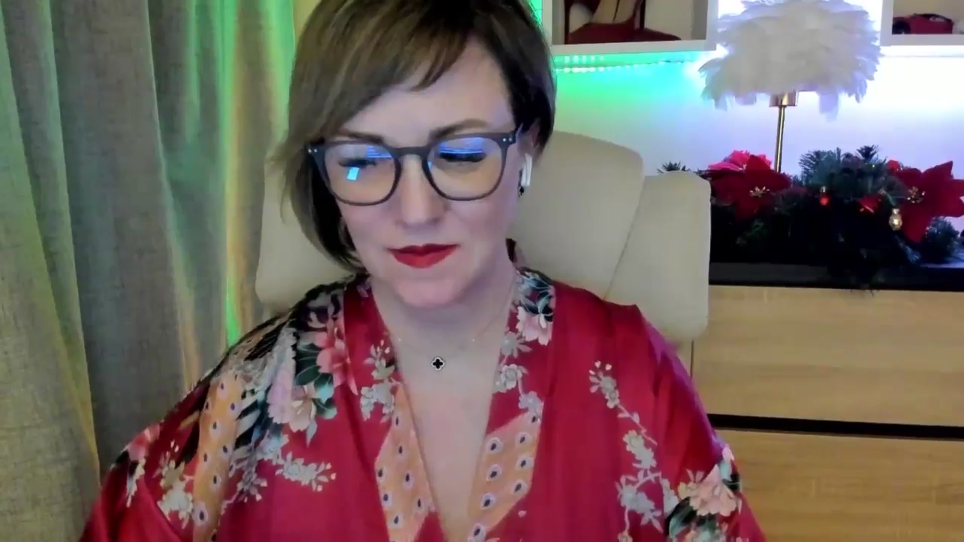 Gallery image thumbnail from EroticFELIZIA's myfreecams stream on, 01/11/2026, 19:07 image 17 of 20