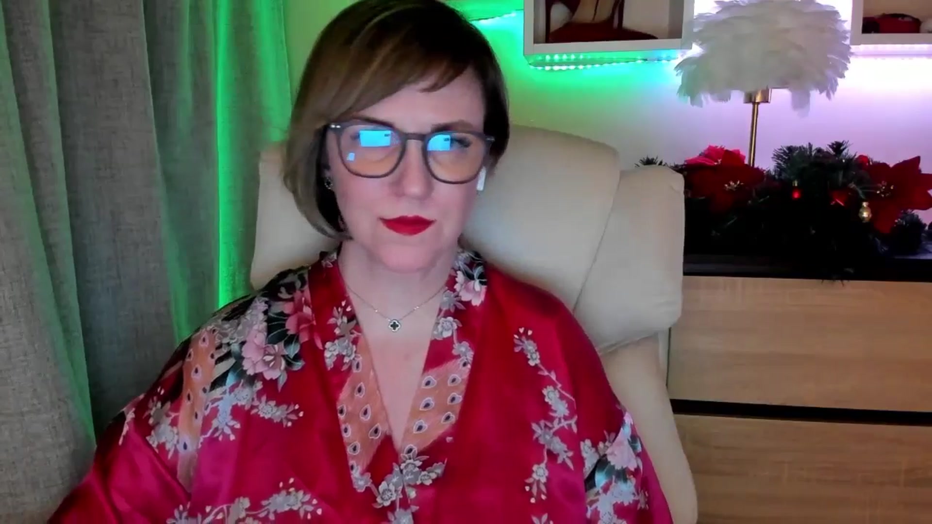 Gallery image thumbnail from EroticFELIZIA's myfreecams stream on, 01/11/2026, 19:07 image 12 of 20