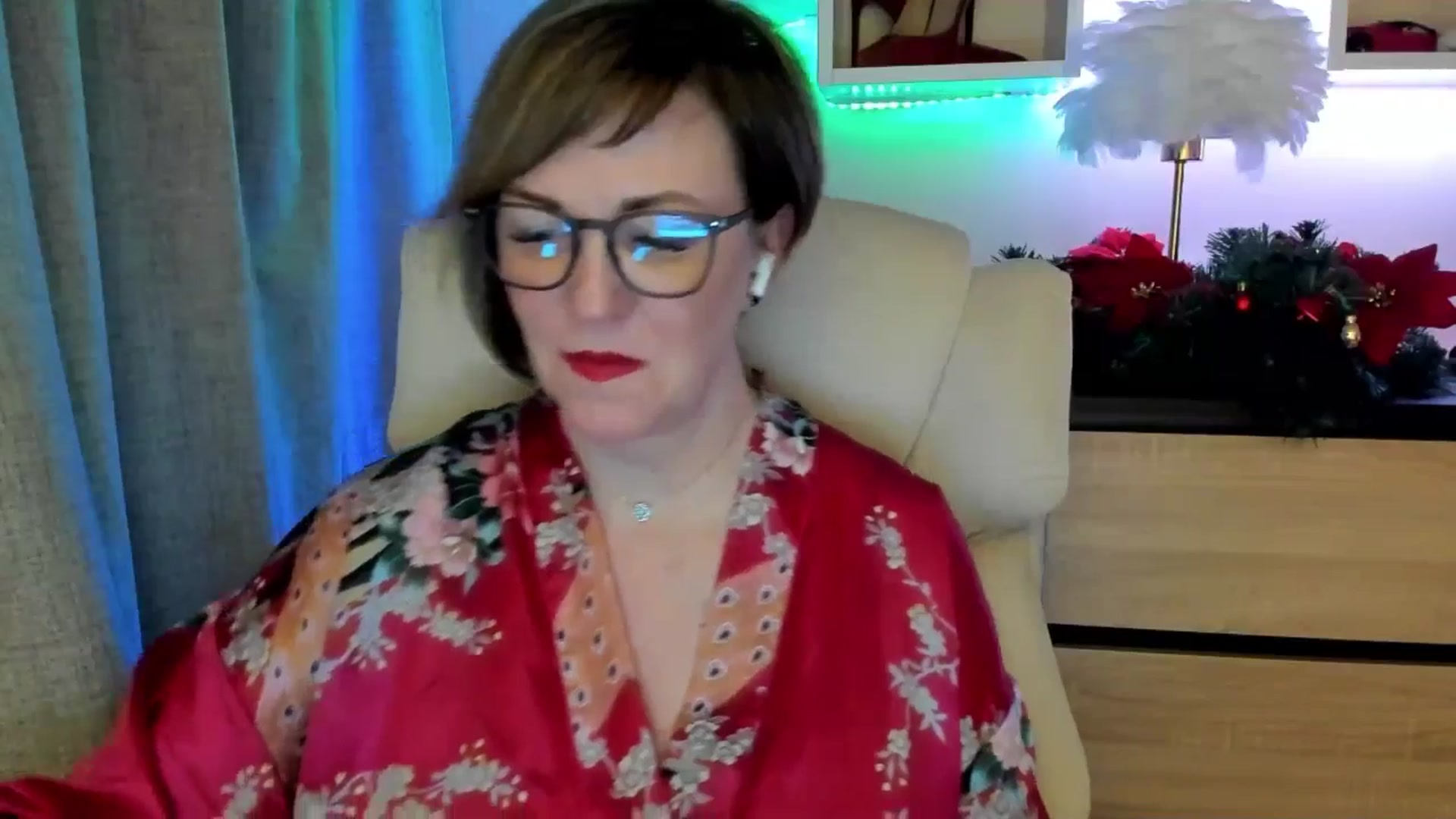 Gallery image thumbnail from EroticFELIZIA's myfreecams stream on, 01/11/2026, 19:07 image 16 of 20