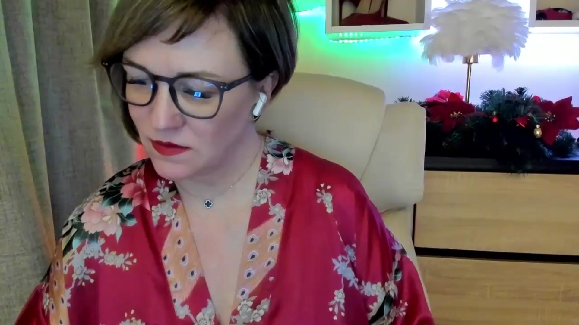 Gallery image thumbnail from EroticFELIZIA's myfreecams stream on, 01/11/2026, 19:07 image 6 of 20