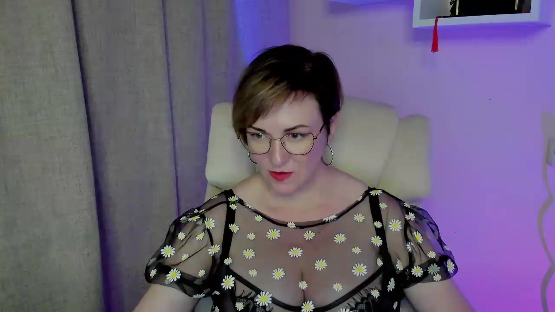 Gallery image thumbnail from EroticFELIZIA's myfreecams stream on, 06/07/2026, 10:22 image 6 of 20