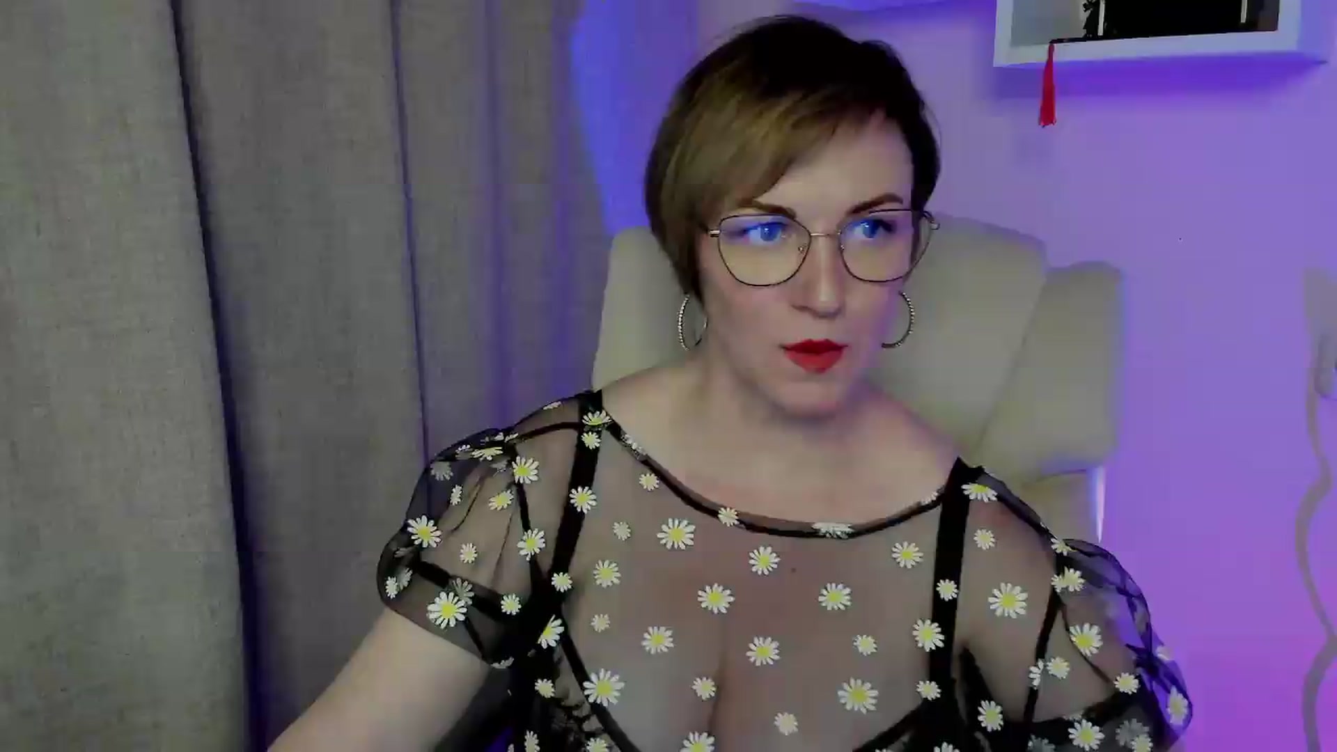 Gallery image thumbnail from EroticFELIZIA's myfreecams stream on, 06/07/2026, 10:22 image 1 of 20
