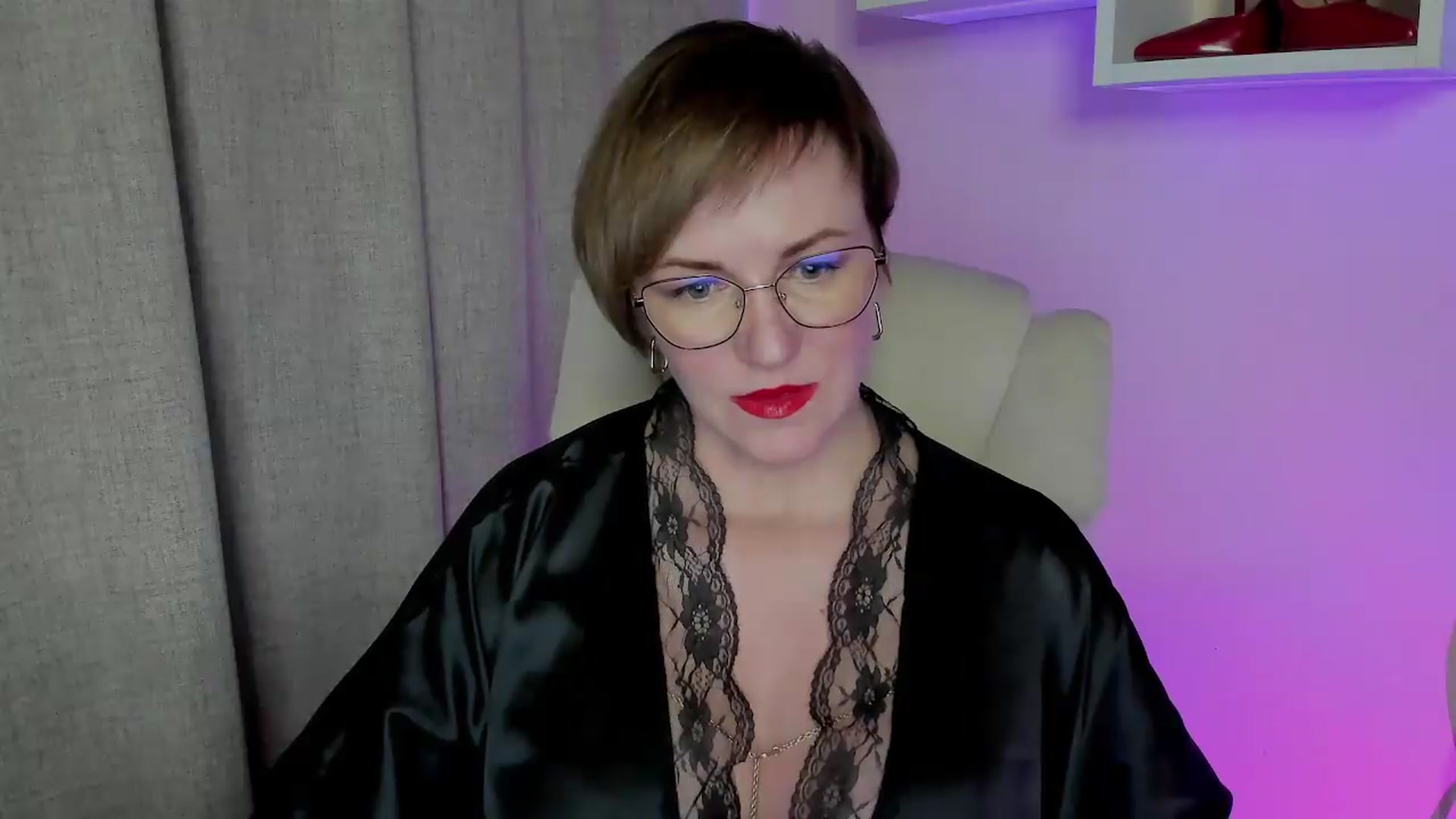 Gallery image thumbnail from EroticFELIZIA's myfreecams stream on, 06/14/2026, 09:57 image 4 of 20