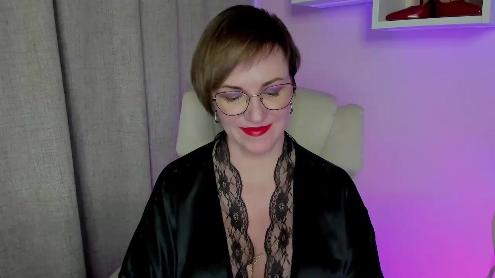 Gallery image thumbnail from EroticFELIZIA's myfreecams stream on, 06/14/2026, 09:57 image 3 of 20