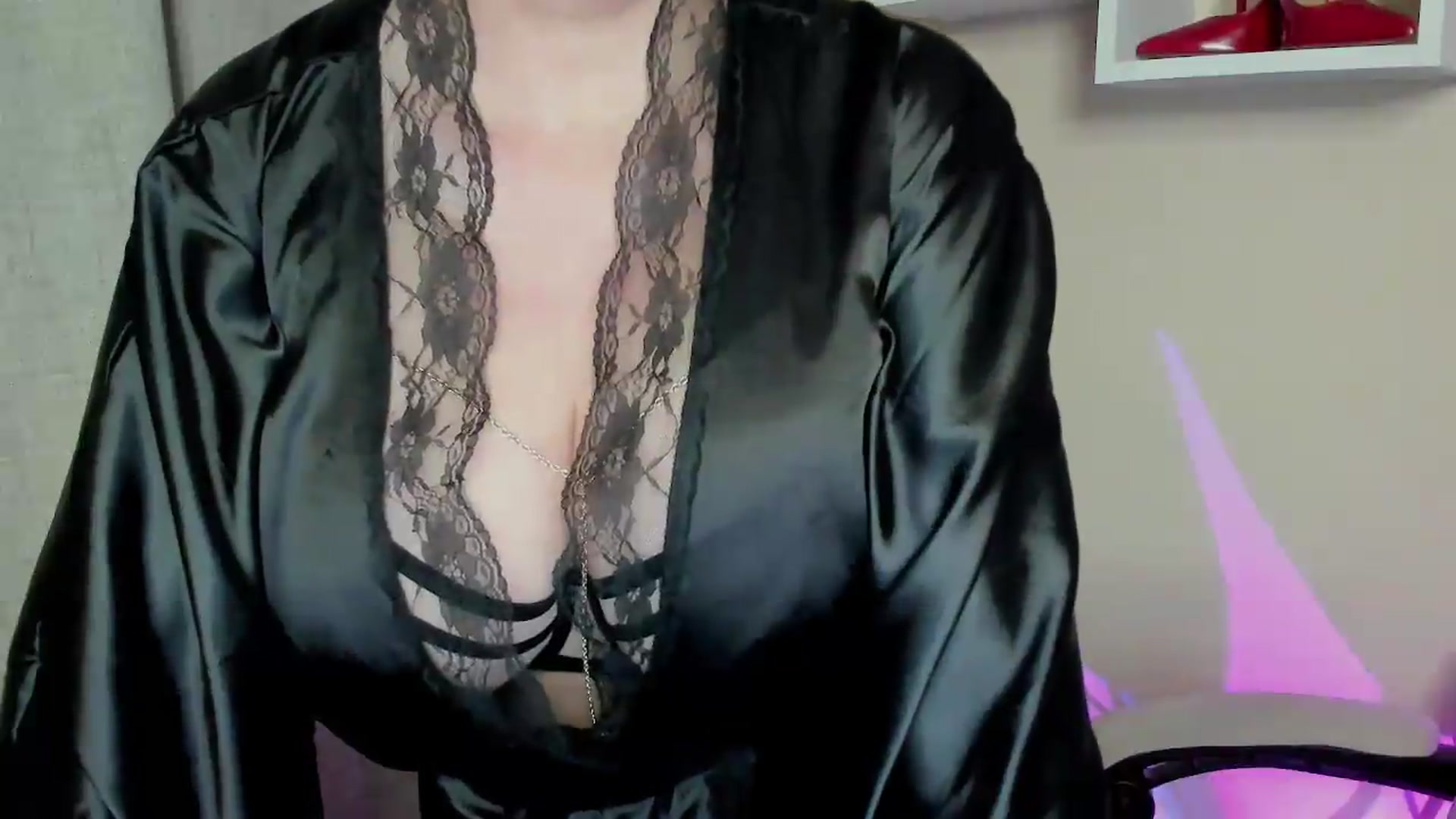 Gallery image thumbnail from EroticFELIZIA's myfreecams stream on, 06/14/2026, 12:30 image 17 of 20
