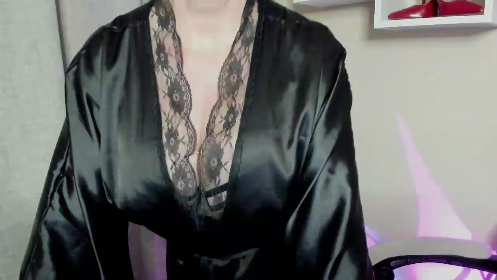 Gallery image thumbnail from EroticFELIZIA's myfreecams stream on, 06/14/2026, 12:30 image 14 of 20