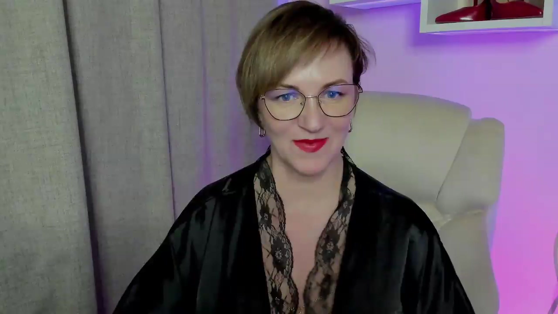 Gallery image thumbnail from EroticFELIZIA's myfreecams stream on, 06/14/2026, 12:30 image 12 of 20