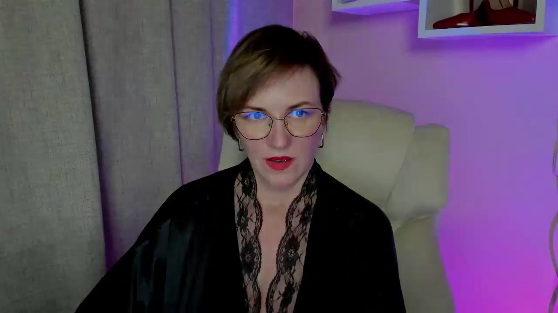 Gallery image thumbnail from EroticFELIZIA's myfreecams stream on, 06/14/2026, 17:09 image 15 of 20