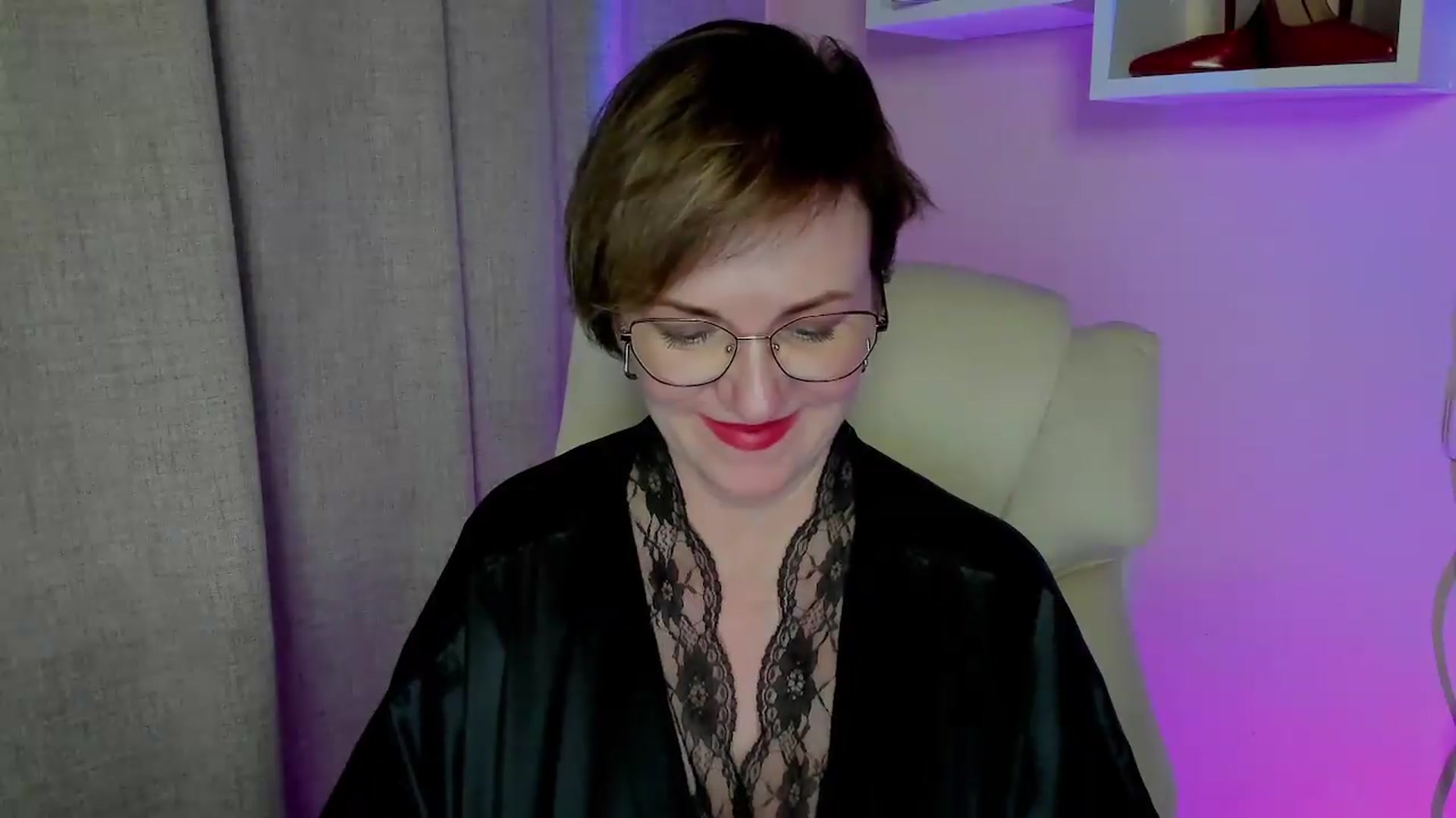 Gallery image thumbnail from EroticFELIZIA's myfreecams stream on, 06/14/2026, 17:09 image 10 of 20