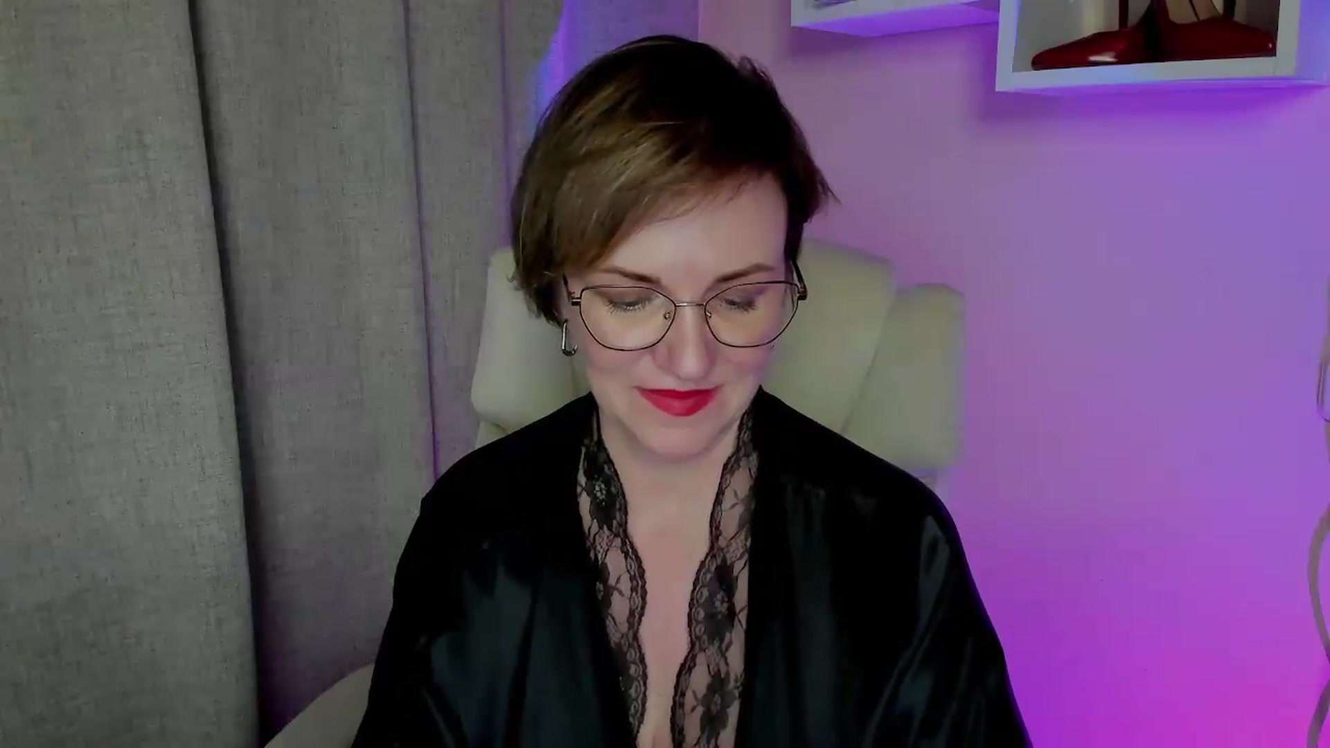 Gallery image thumbnail from EroticFELIZIA's myfreecams stream on, 06/14/2026, 17:09 image 4 of 20