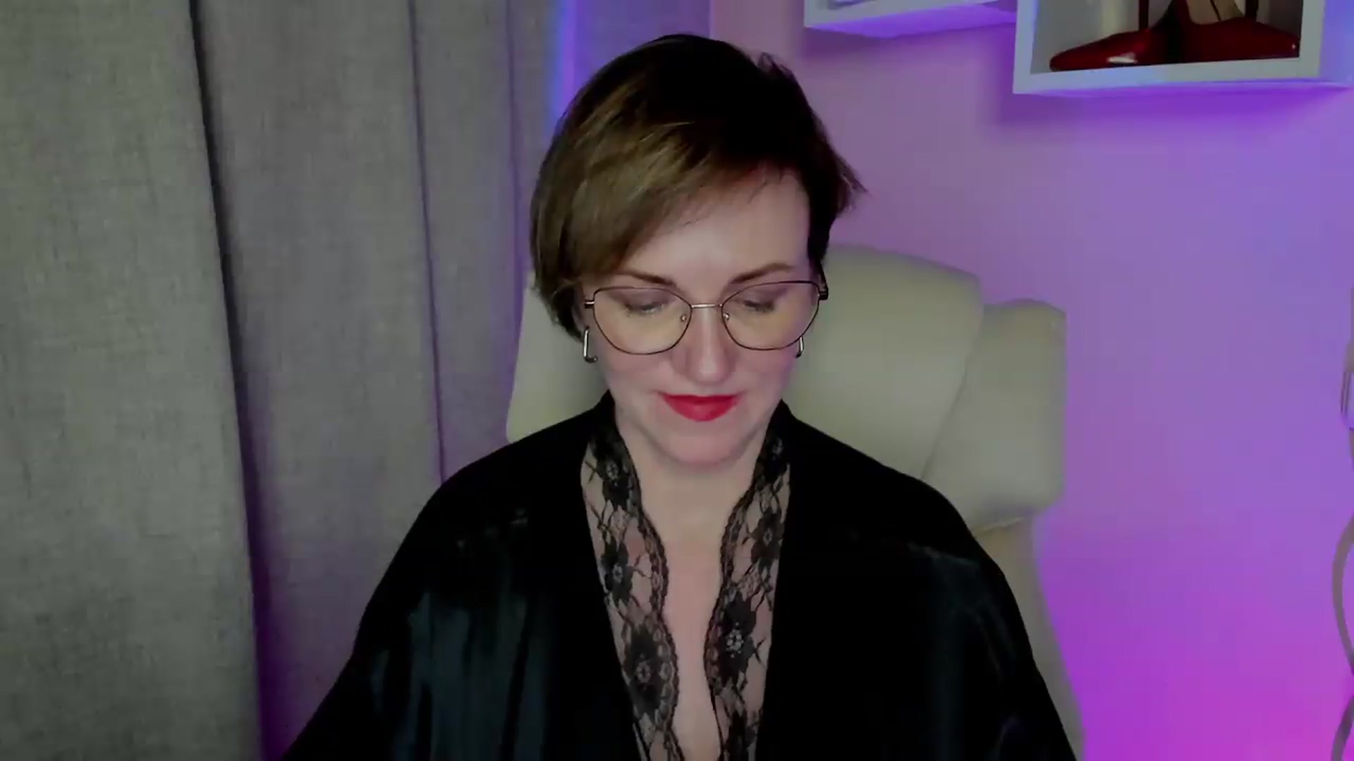 Gallery image thumbnail from EroticFELIZIA's myfreecams stream on, 06/14/2026, 17:09 image 16 of 20