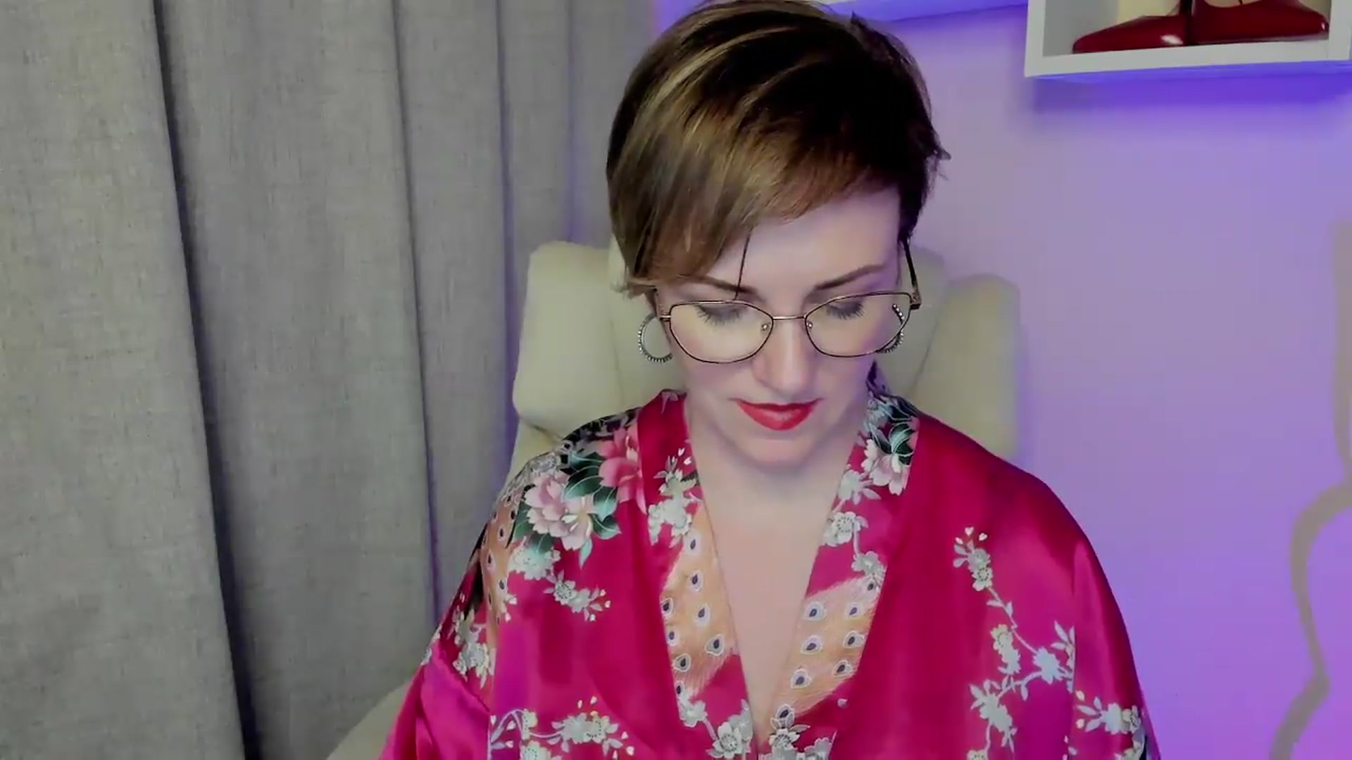 Gallery image thumbnail from EroticFELIZIA's myfreecams stream on, 06/19/2026, 09:39 image 12 of 20