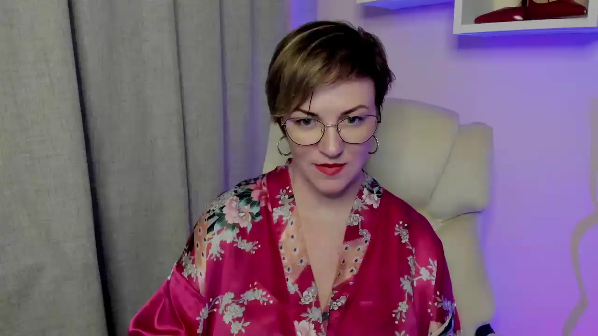 Gallery image thumbnail from EroticFELIZIA's myfreecams stream on, 06/19/2026, 09:39 image 20 of 20