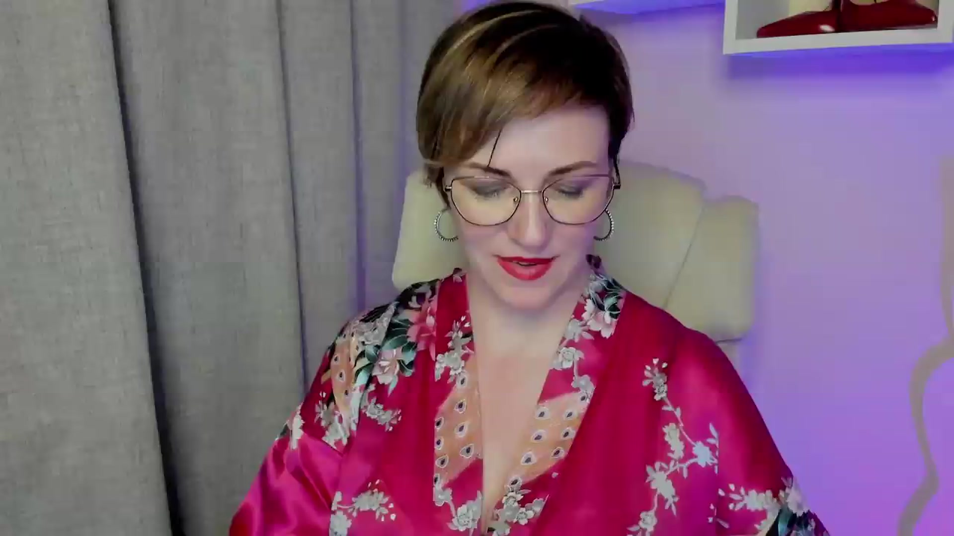 Gallery image thumbnail from EroticFELIZIA's myfreecams stream on, 06/19/2026, 09:39 image 3 of 20