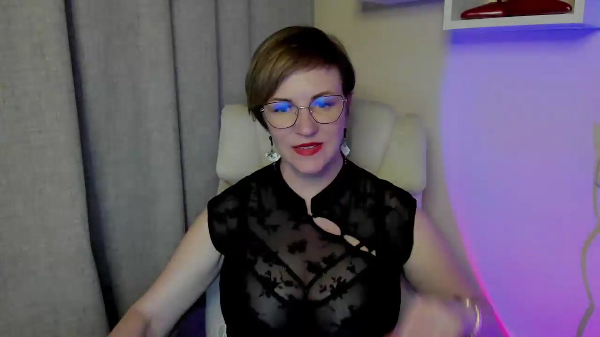 Gallery image thumbnail from EroticFELIZIA's myfreecams stream on, 06/25/2026, 14:27 image 10 of 20