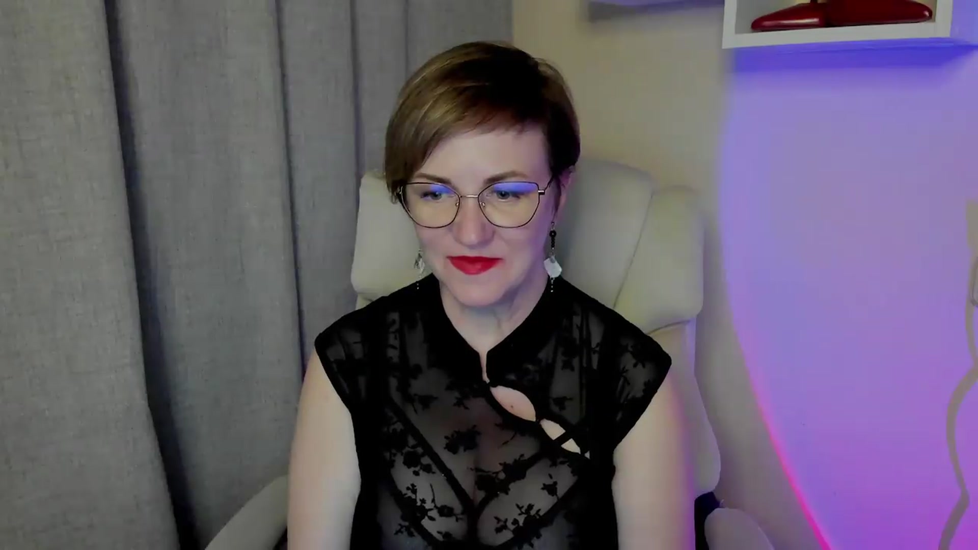 Gallery image thumbnail from EroticFELIZIA's myfreecams stream on, 06/25/2026, 14:27 image 16 of 20