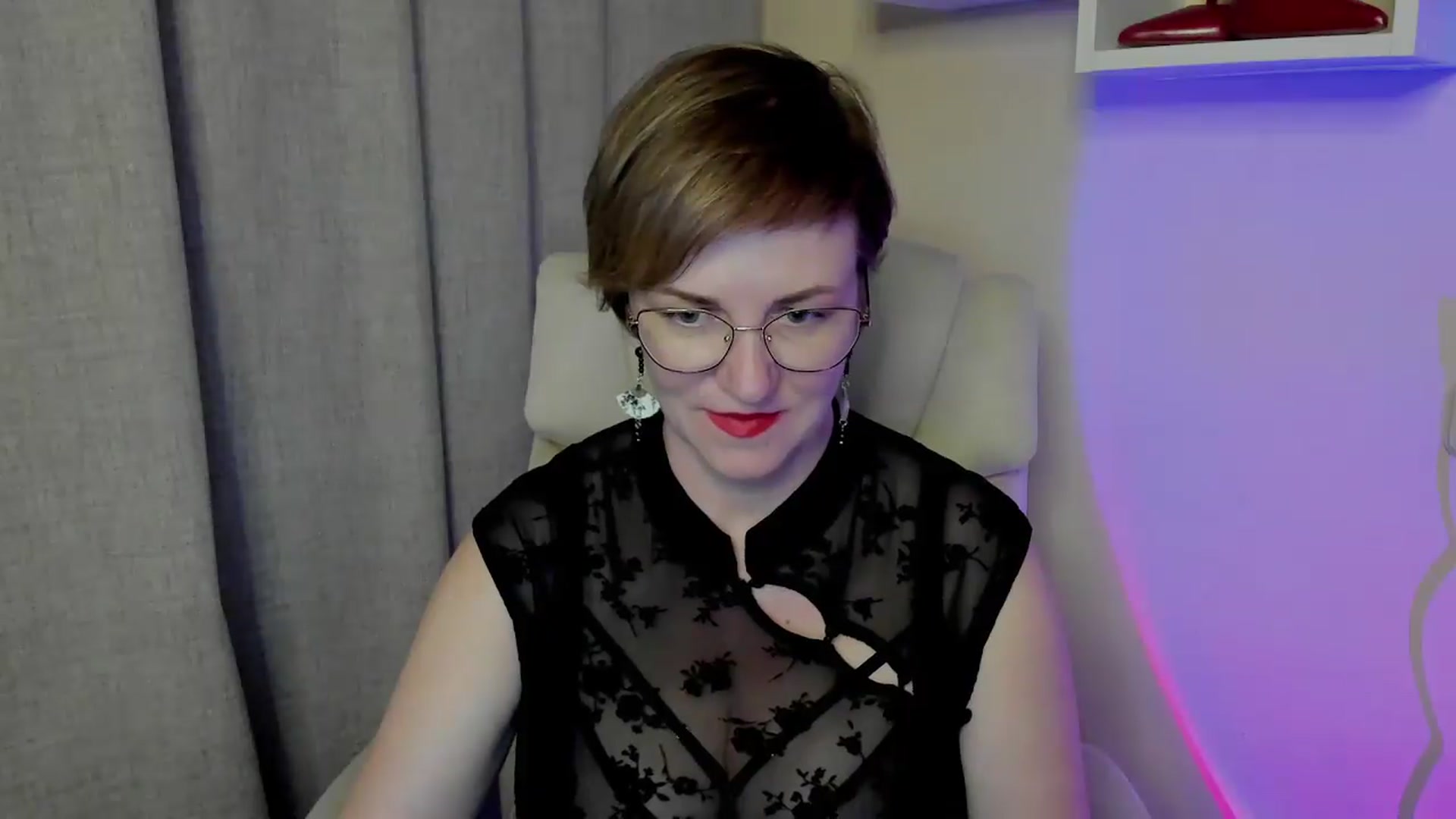 Gallery image thumbnail from EroticFELIZIA's myfreecams stream on, 06/25/2026, 14:27 image 9 of 20