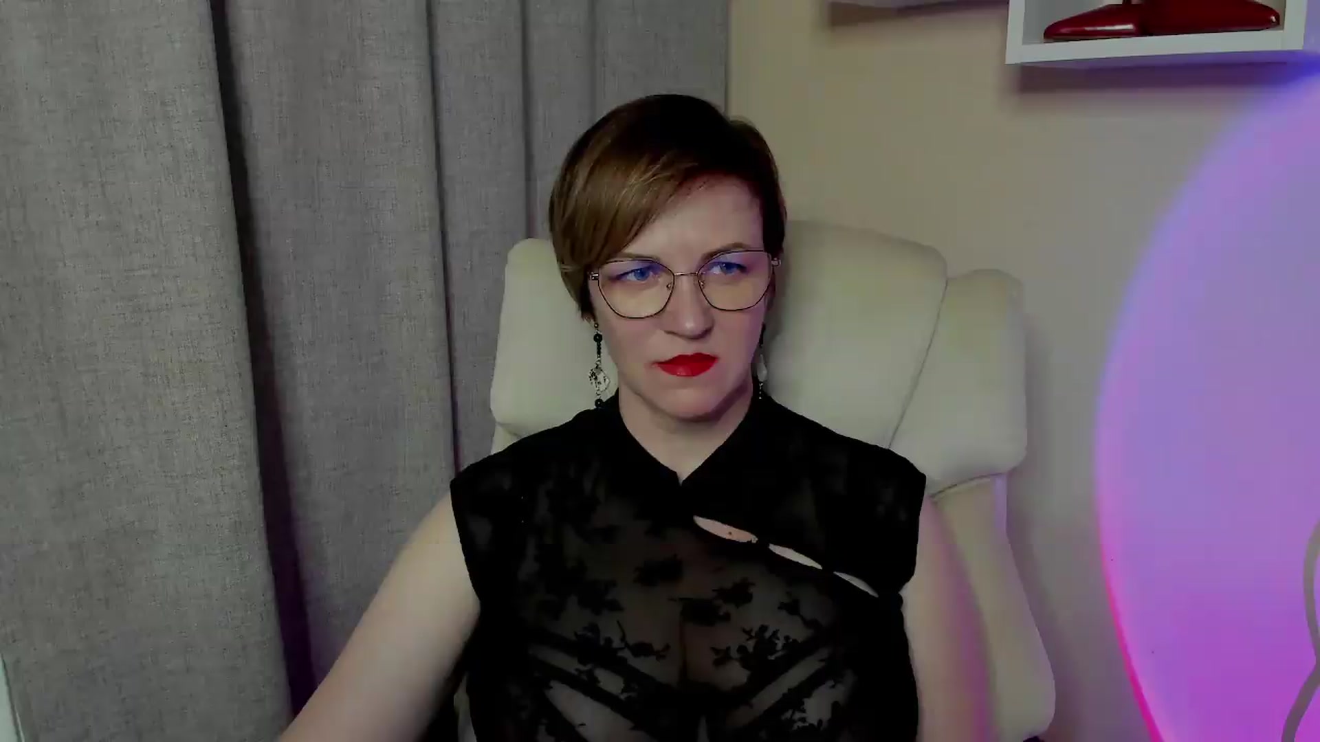 Gallery image thumbnail from EroticFELIZIA's myfreecams stream on, 06/27/2026, 13:07 image 13 of 20