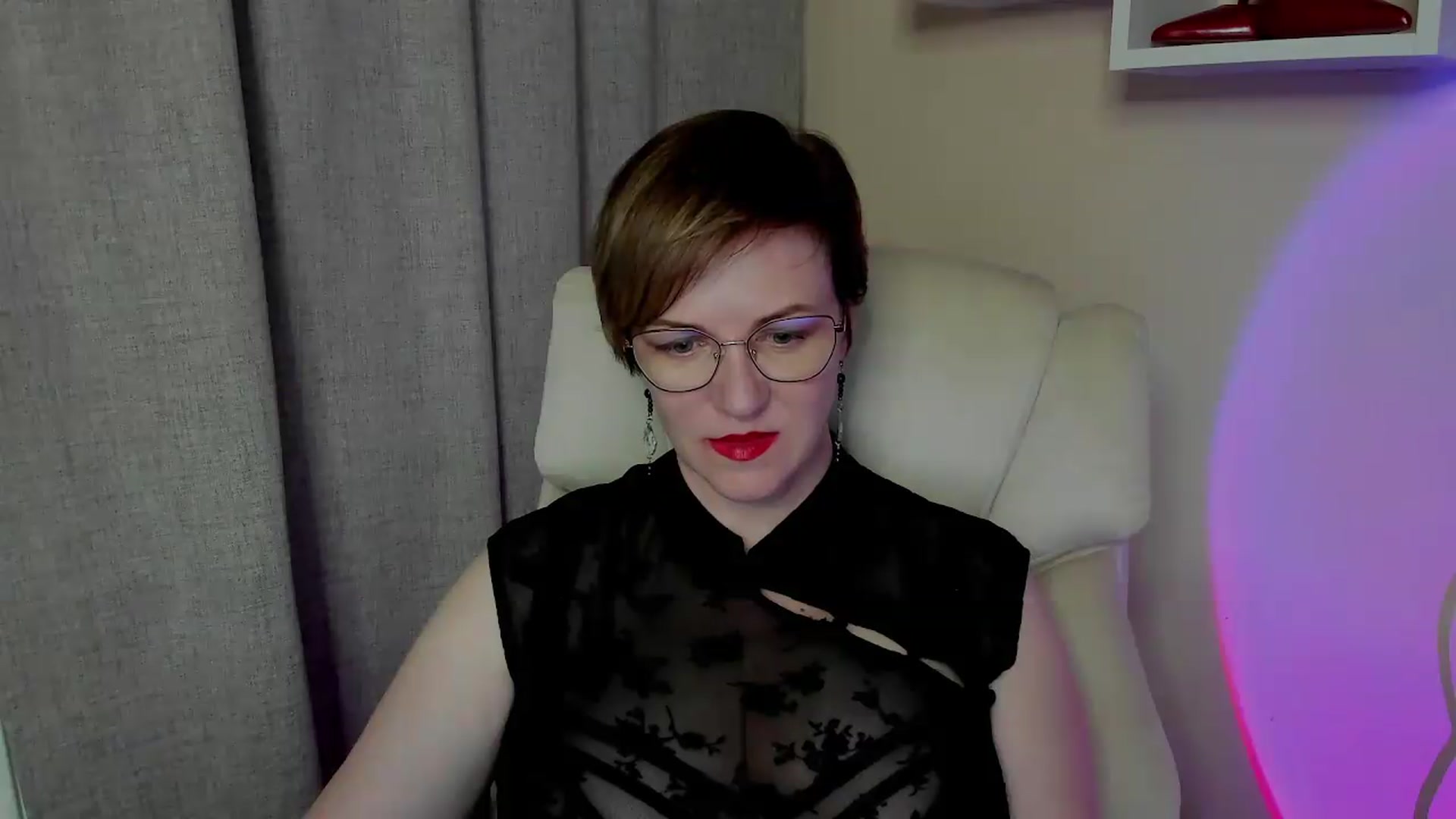 Gallery image thumbnail from EroticFELIZIA's myfreecams stream on, 06/27/2026, 13:07 image 15 of 20