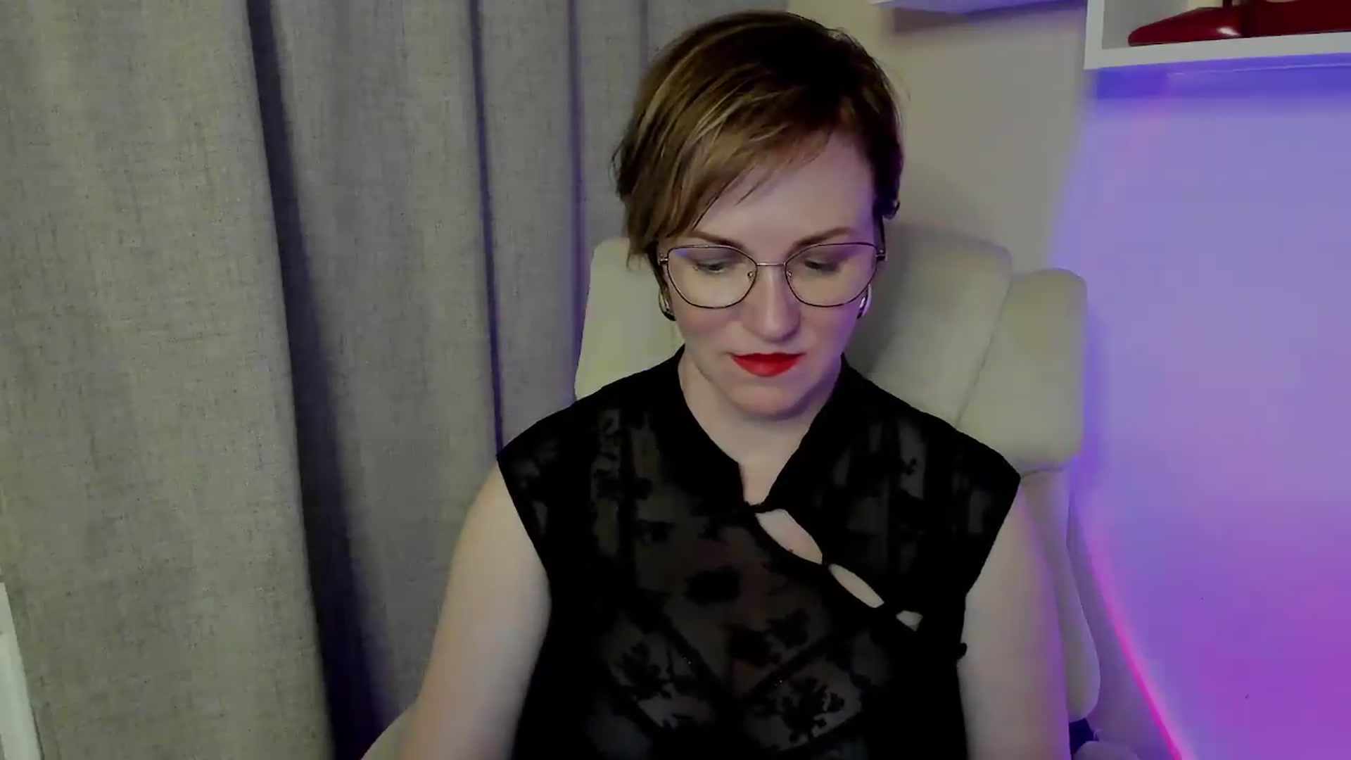 Gallery image thumbnail from EroticFELIZIA's myfreecams stream on, 06/28/2026, 13:35 image 14 of 20
