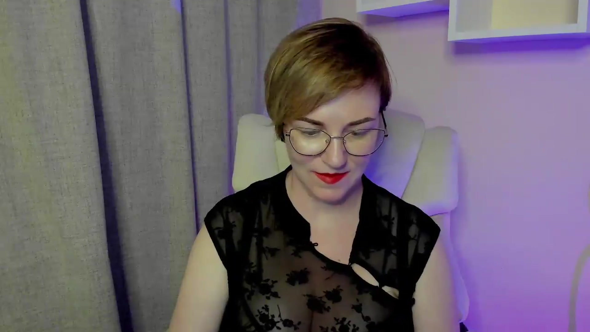 Gallery image thumbnail from EroticFELIZIA's myfreecams stream on, 07/05/2026, 16:32 image 17 of 20