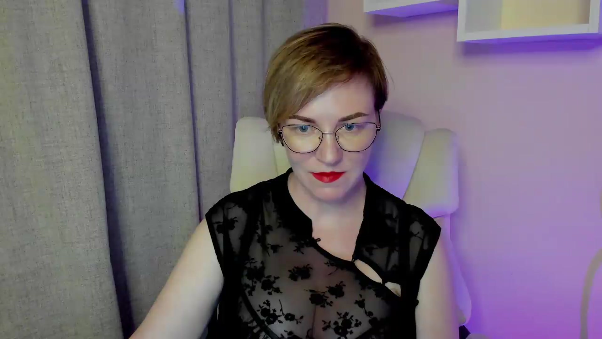 Gallery image thumbnail from EroticFELIZIA's myfreecams stream on, 07/05/2026, 16:32 image 4 of 20